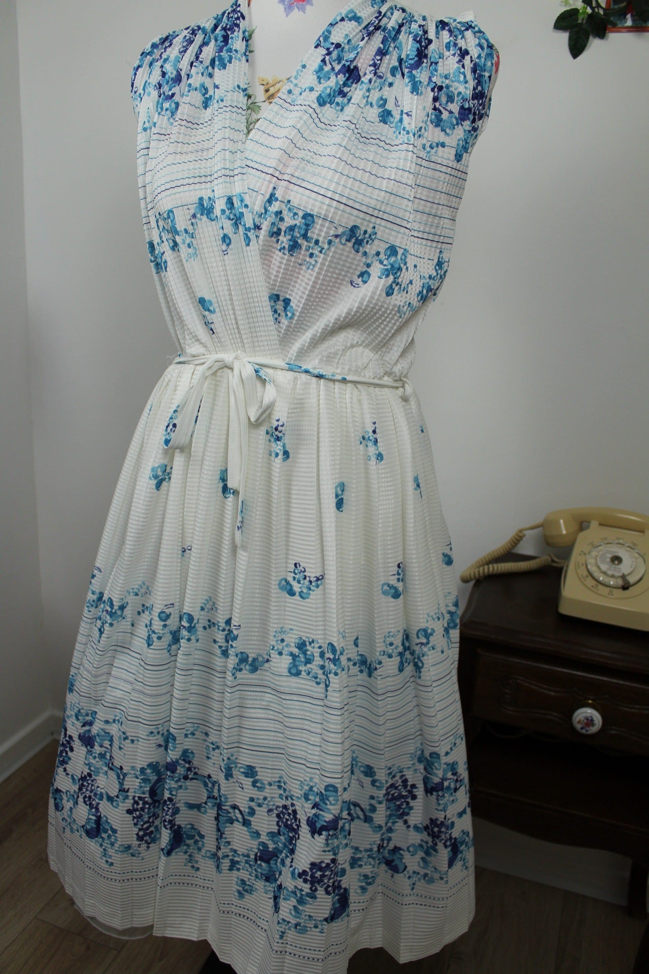 🌸🍒Robe plissée vintage 60/70's - motifs bulles d'eau - coupe pin-up esprit Marilyn - Taille 42/44🍒🌸
