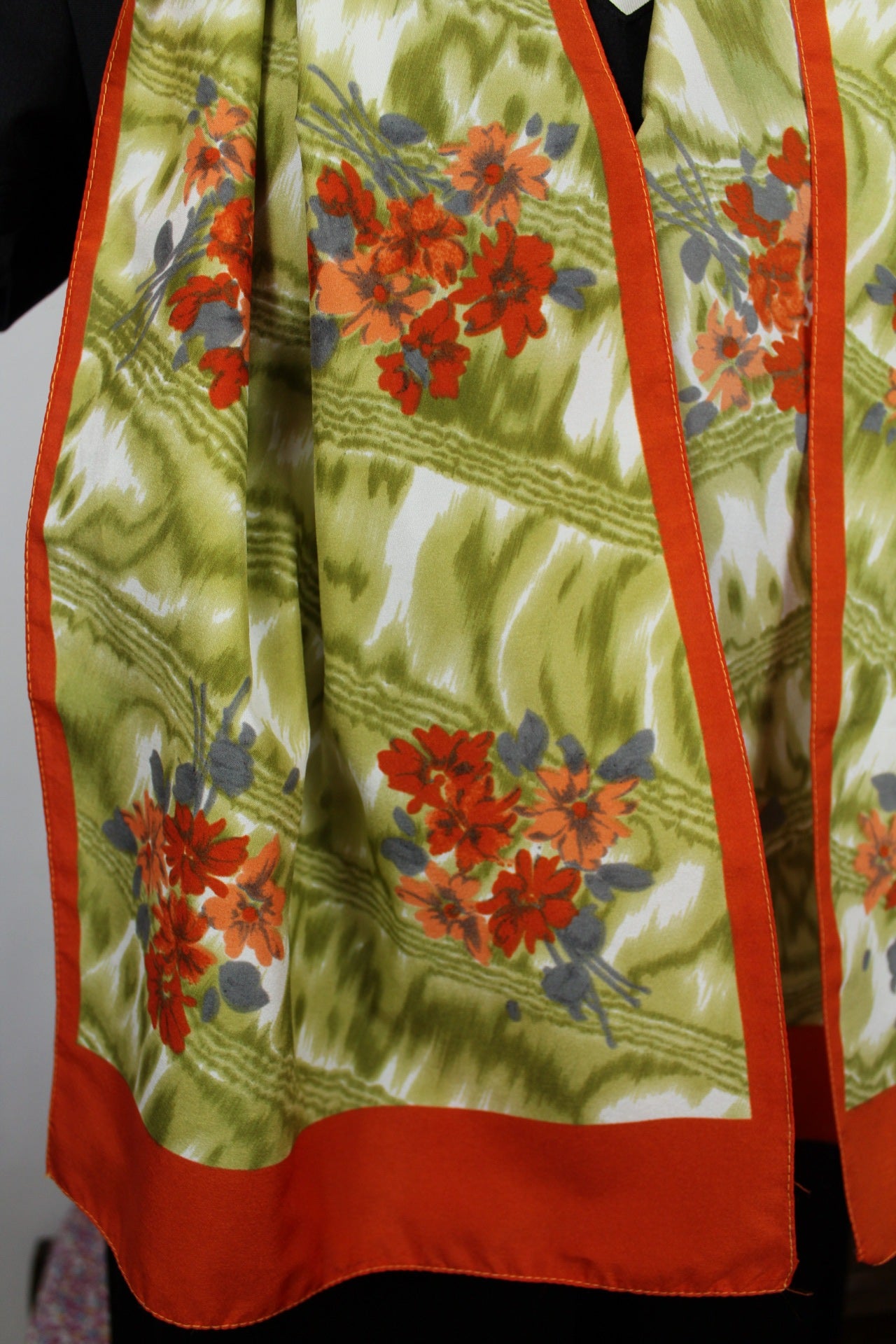 🌸🍒Foulard rectangulaire vintage 70's fleuri orange & kaki🍒🌸