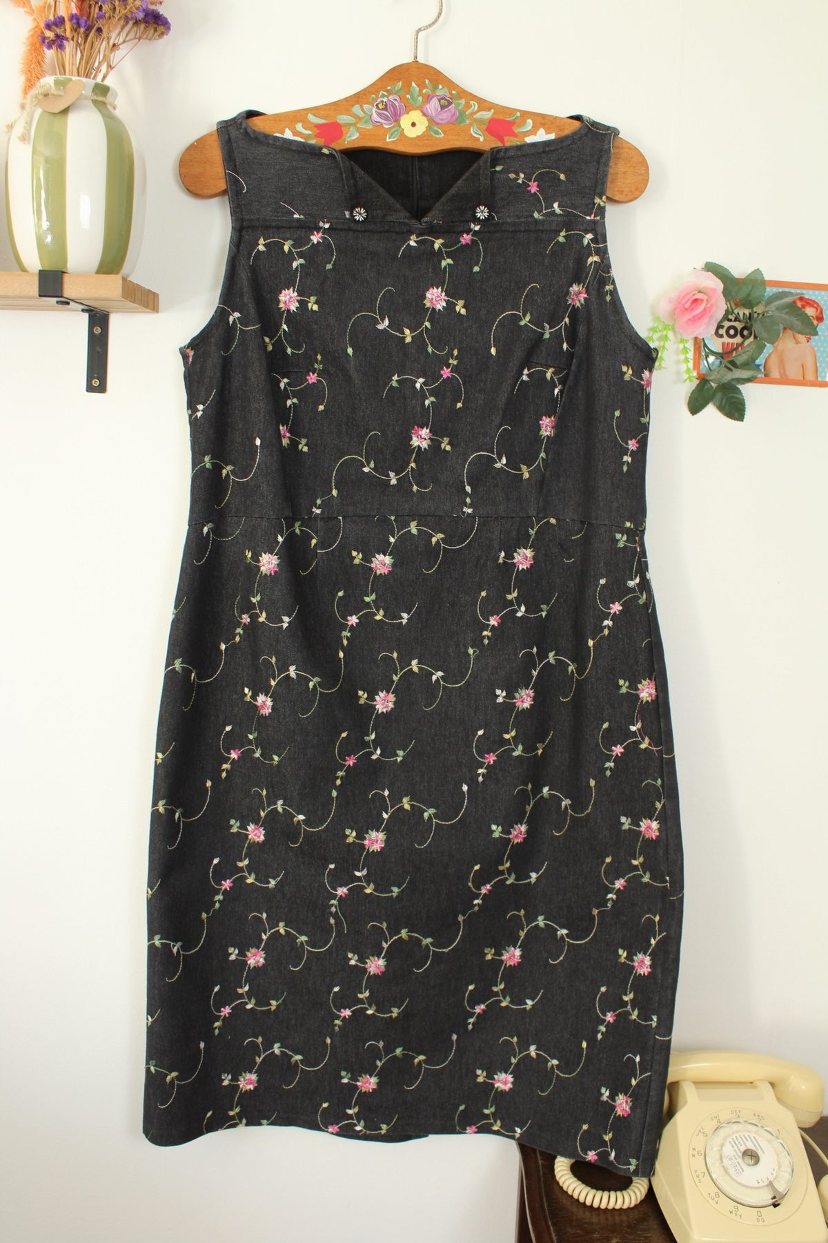 Robe en jean vintage années 90 - gris foncé brodée de fleurs - Taille 40