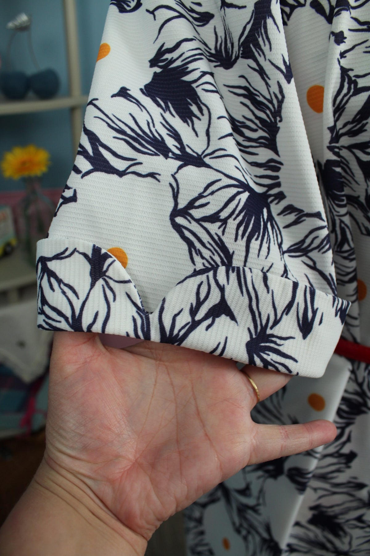 Robe vintage années 80 marguerites graphiques esprit seventies - Taille 46/48