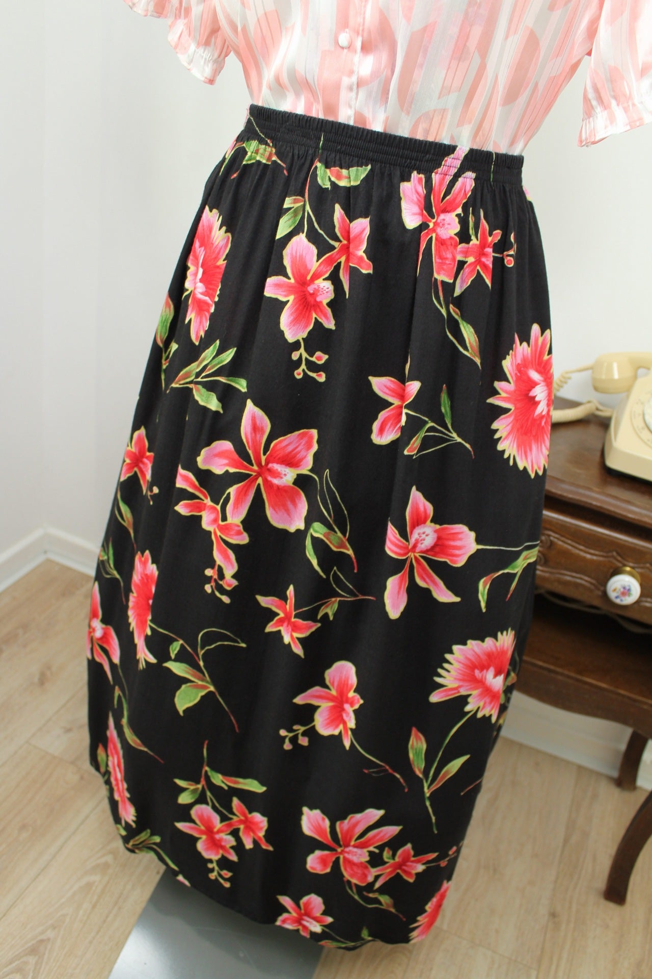 🌸🍒Jupe vintage 90's midi fluide imprimée fleurs des îles - Taille 44/46🍒🌸