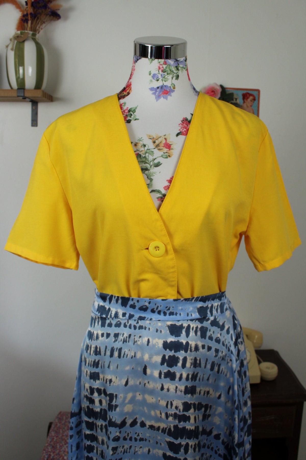 Blouse vintage années 90 jaune soleil en viscose - chic & lumineuse - Taille 38/40