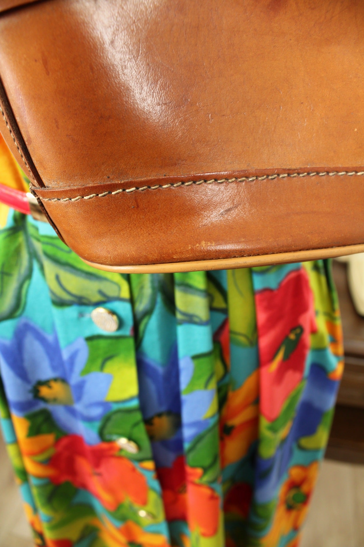 🌸🍒Sac bandoulière vintage 70's en cuir lisse cognac 🍒🌸