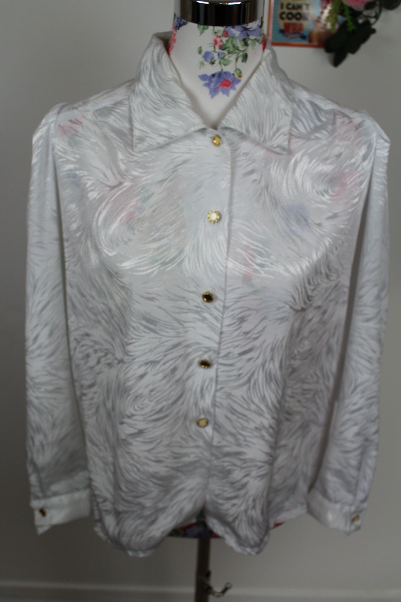 ✨Chemise blanche satinée 80/90s - chic à motifs tourbillons✨