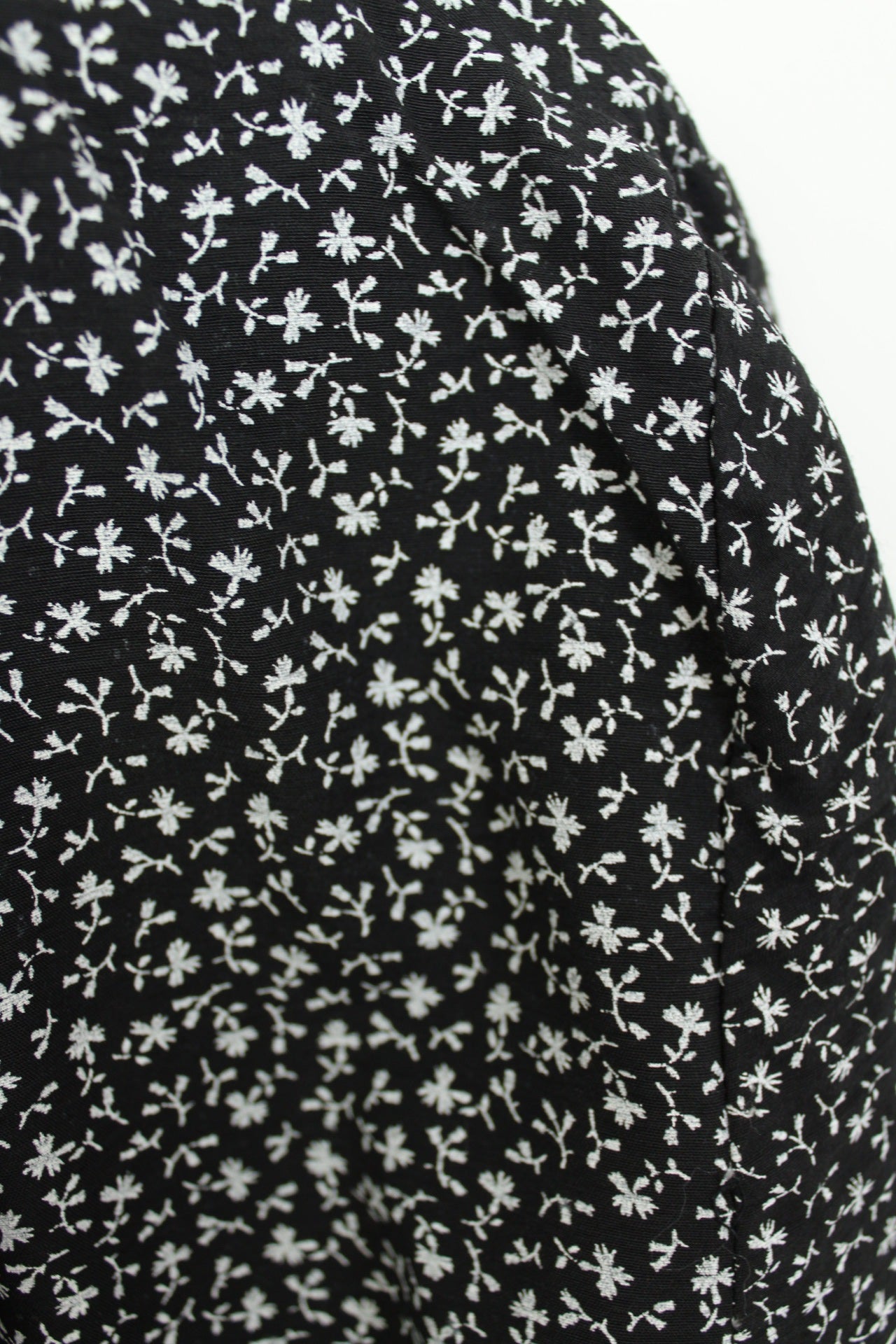 🌸🍒Boléro vintage 90's noir imprimé de petites fleurs liberty bohème - Taille 38 à 42🍒🌸