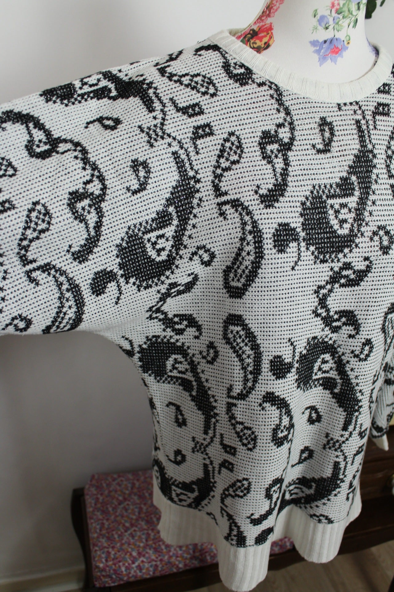 🌸🍒Pull vintage années 80 paisley graphique - noir et blanc - Taille 38 à 42🍒🌸