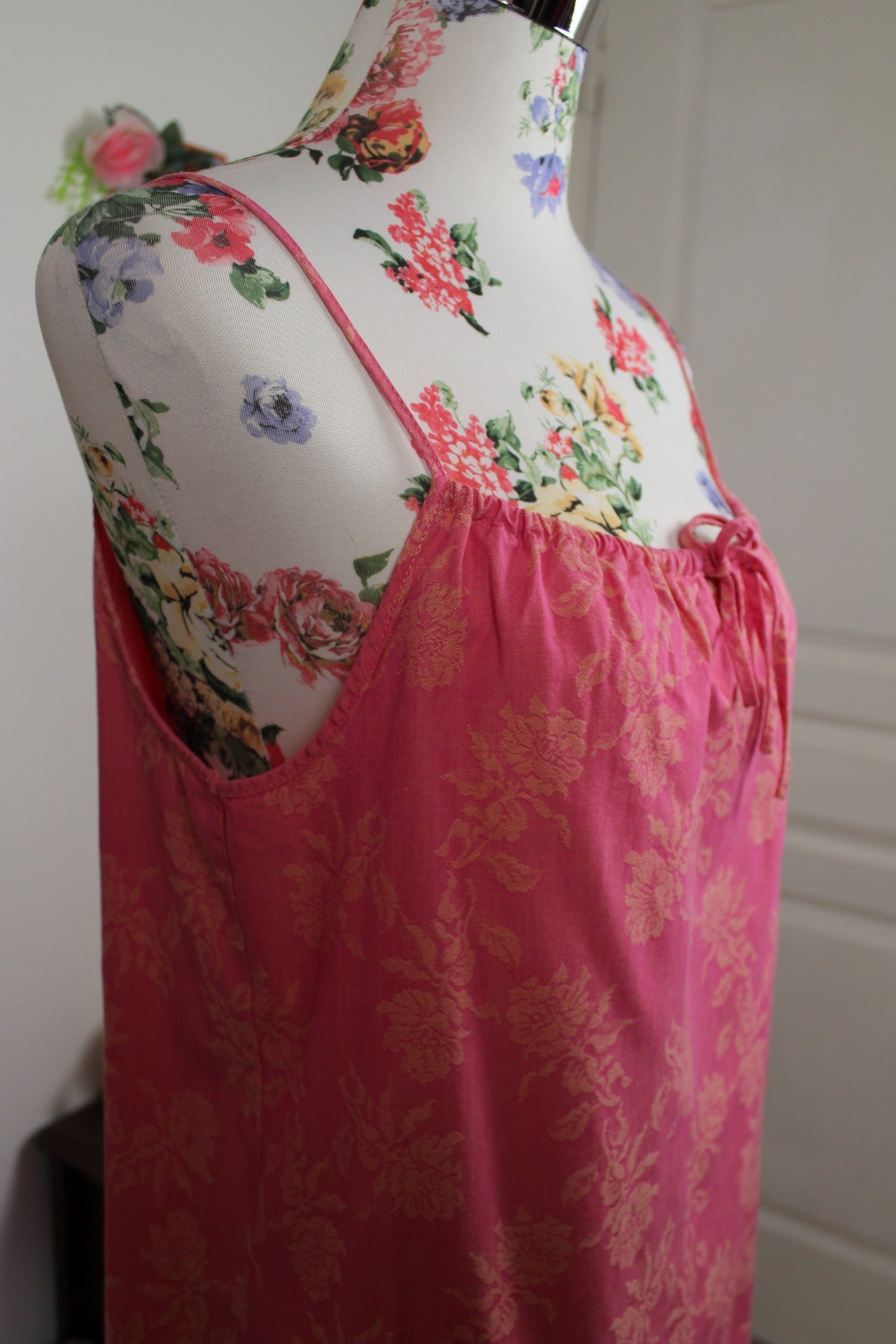 🌸🍒Robe vintage 90's Etam rose bonbon & fleurs en relief - 100% coton - Taille 38🍒🌸