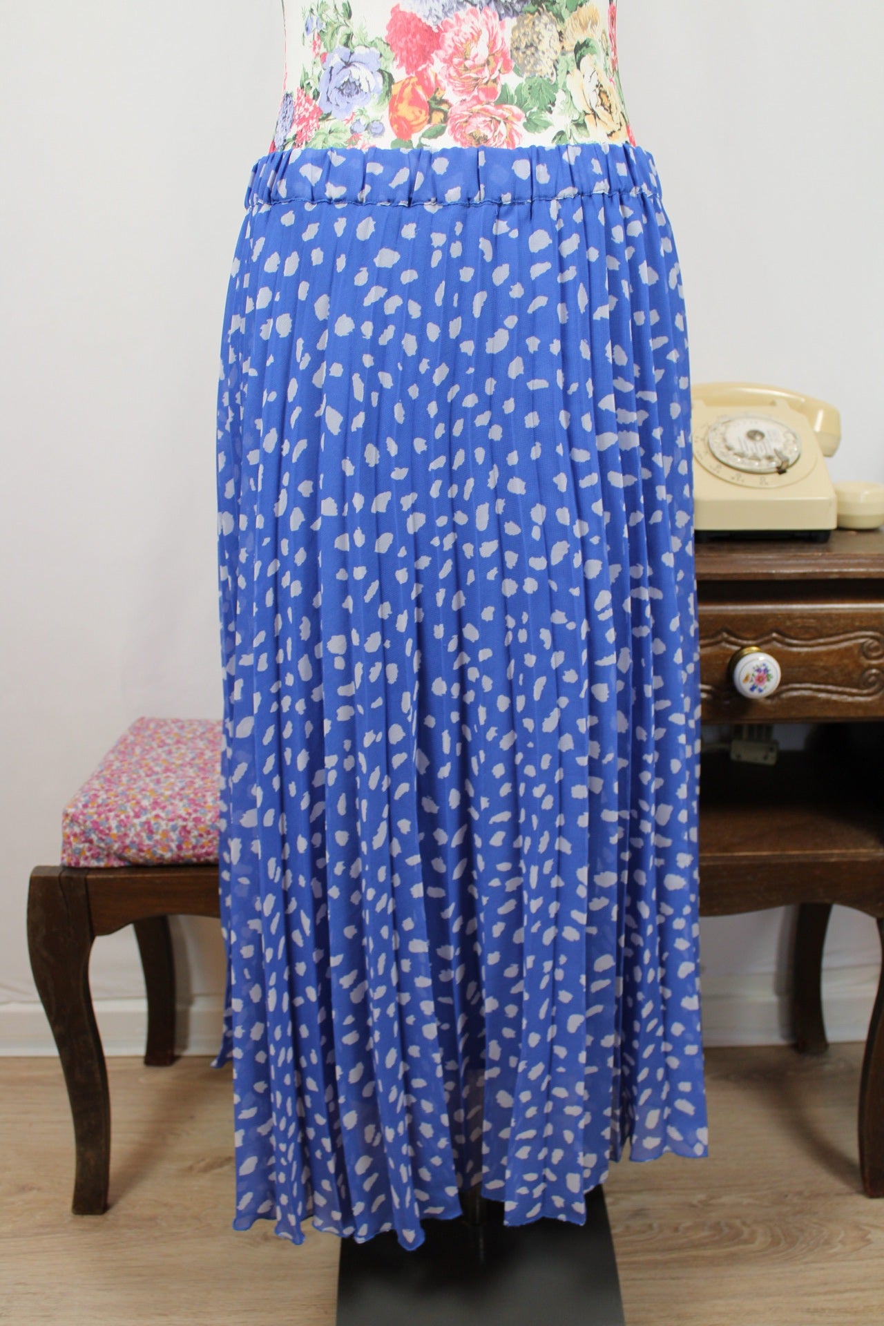 🌸🍒Jupe plissée vintage bleue à pois 80/90s - longueur midi🍒🌸