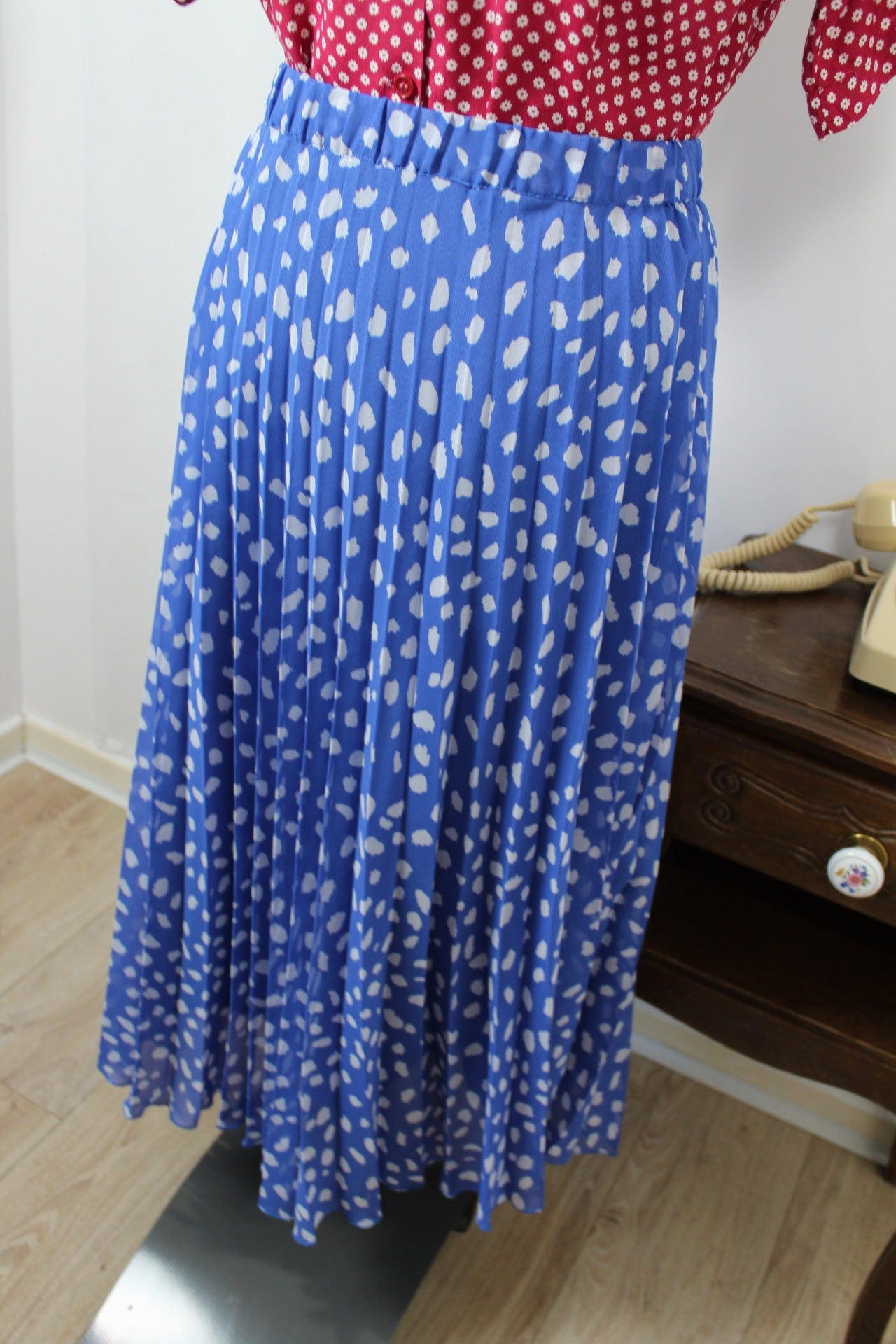 🌸🍒Jupe plissée vintage 80/90s bleue à pois - longueur midi - Taille 42/44🍒🌸