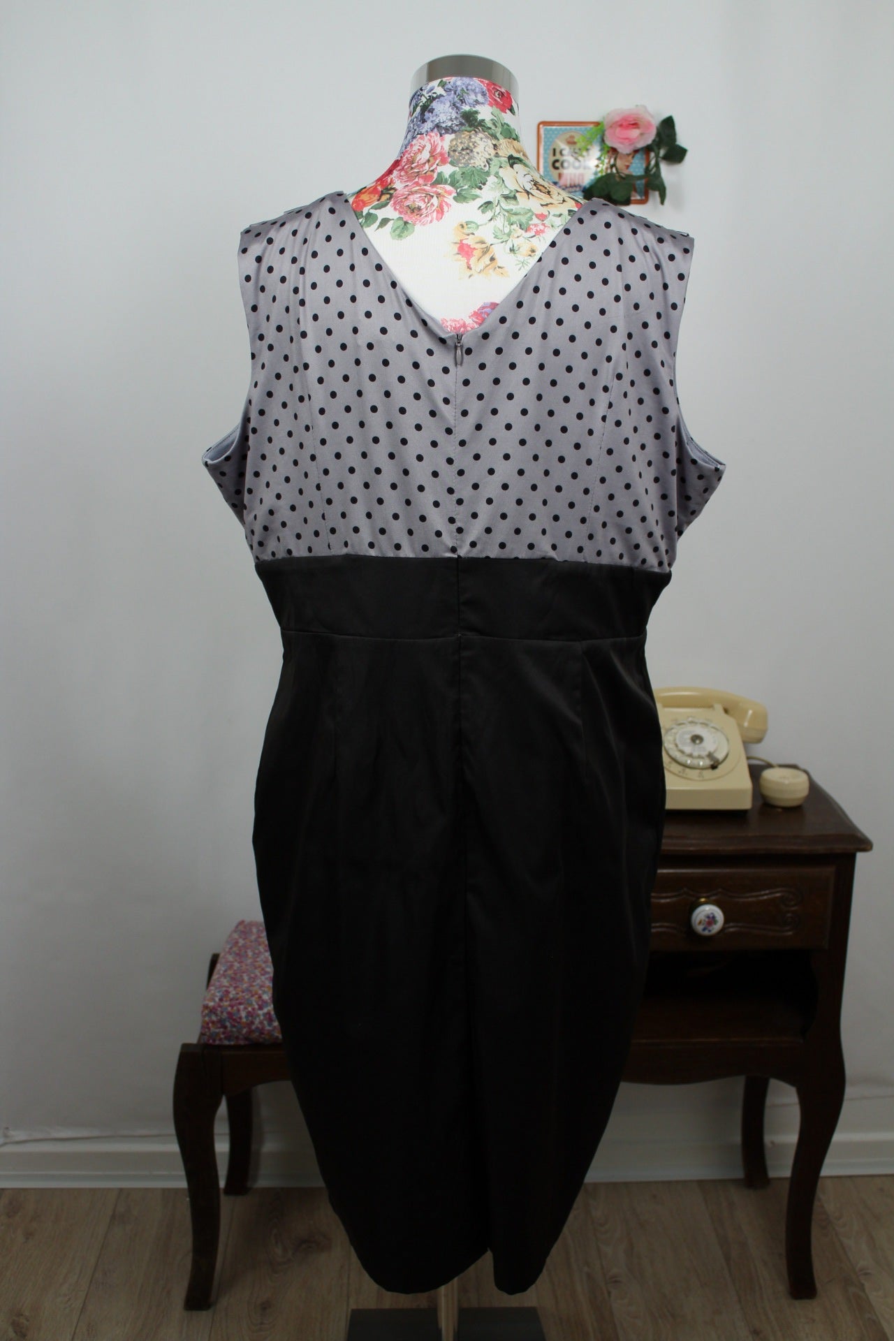 🌸🍒Robe rétro Lindy Bop crayon fendue à pois style pin-up/rockabilly - Taille 46/48🍒🌸
