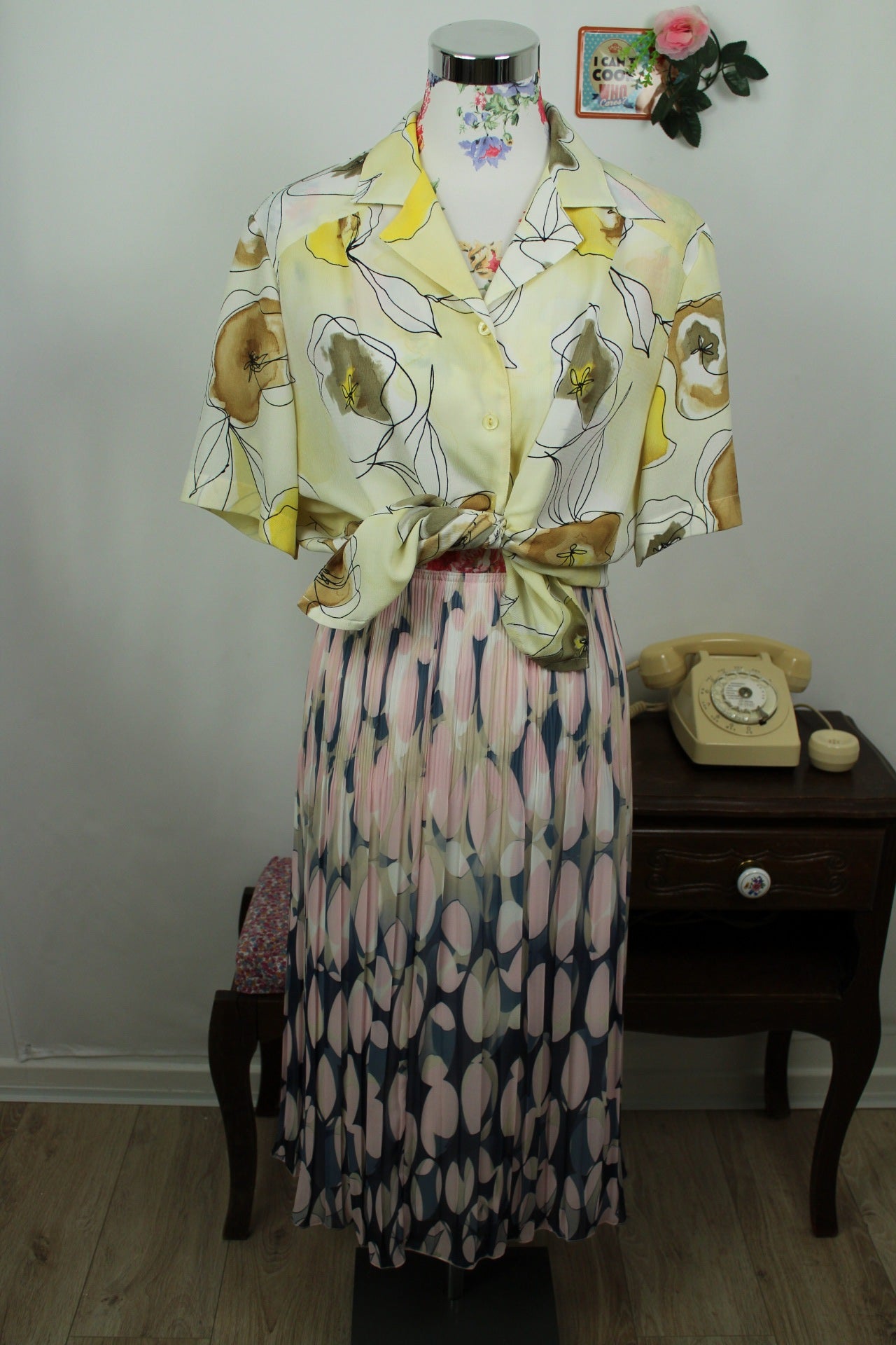 🌸🍒Chemise jaune pastel vintage 90's fleurs abstraites - Taille 44/46🍒🌸