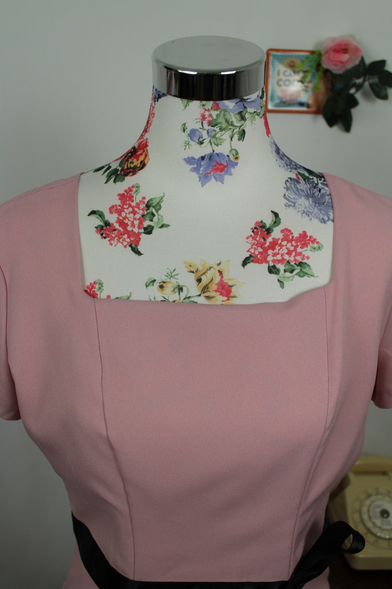 🌸🍒Robe rose poudrée années 2000 marque MIKAROSE inspiration rétro pin-up 50's - Taille 38🍒🌸