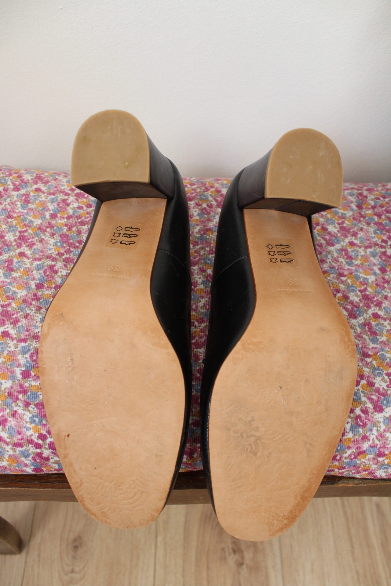 🌸🍒Escarpins rétro Les Fées de Bengale tout cuir & talon large - pointure 39🍒🌸