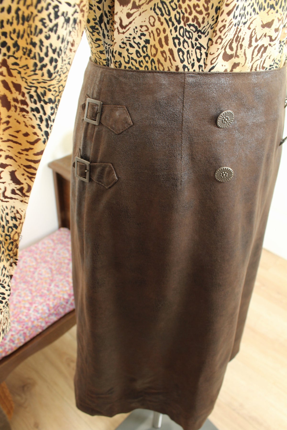 Jupe vintage années 90/2000 Julie Guerlande marron effet daim texturé oldschool - Taille 40