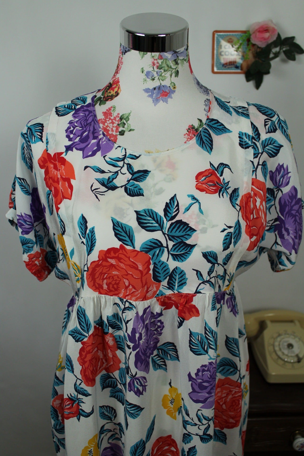 🌸🍒Robe vintage 80's blanche fleurie pep's - coupe & manches amples - Taille 38/40🍒🌸