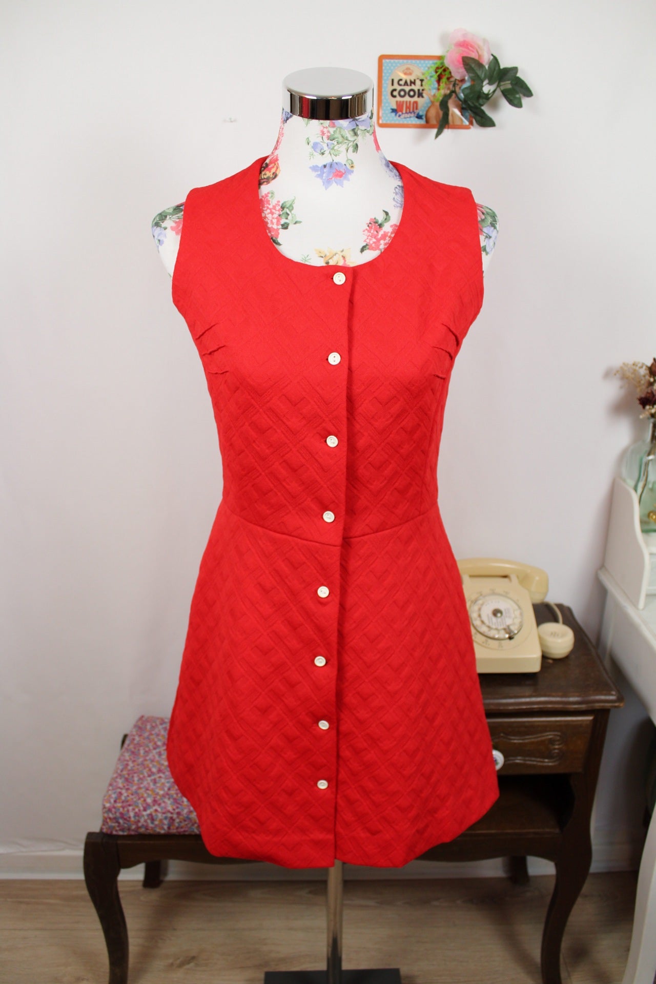 🌸🍒Robe vintage rouge années 60 coupe trapèze🍒🌸