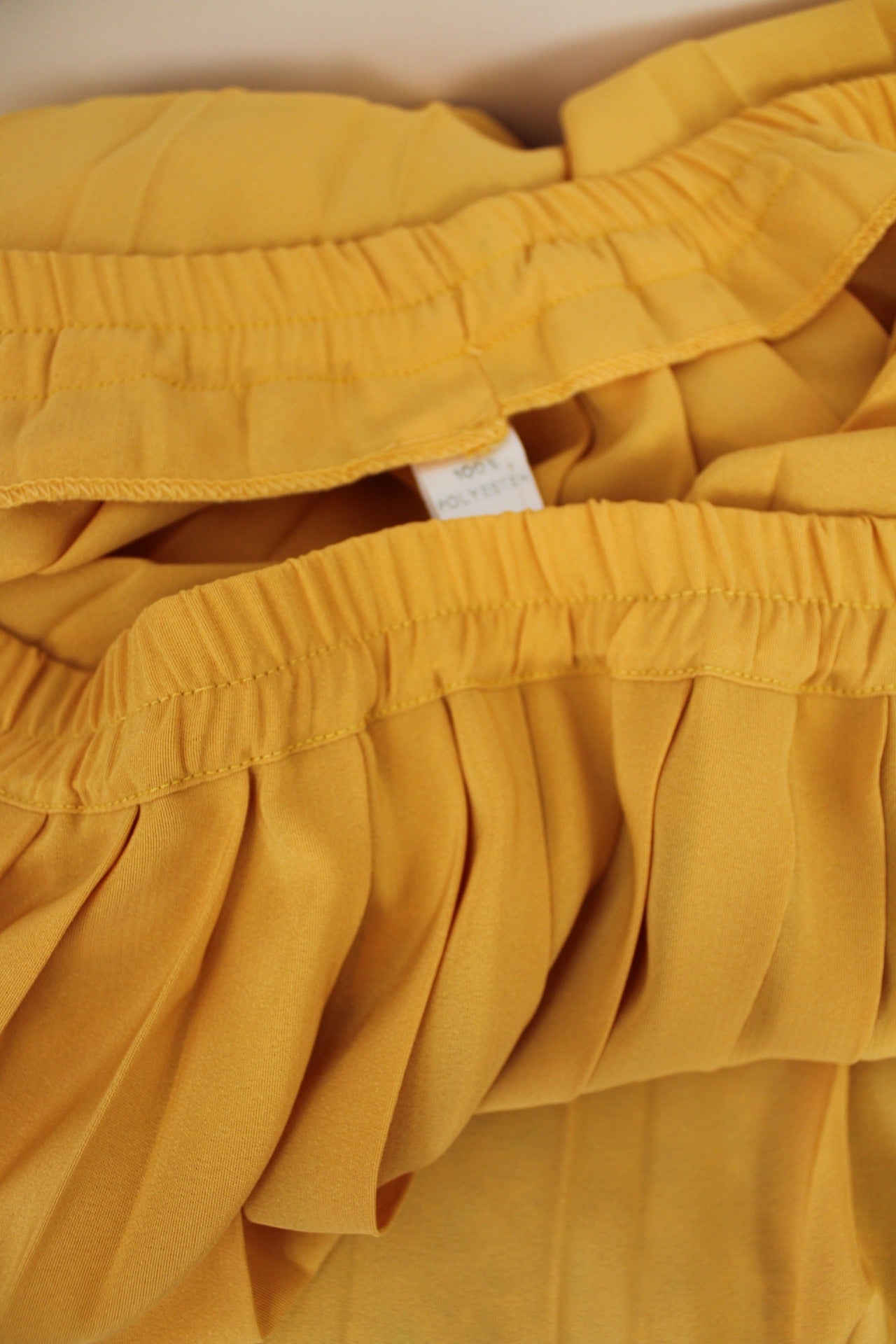 🌸🍒Jupe midi plissée vintage 80's jaune ensoleillé - Taille 40/42🍒🌸