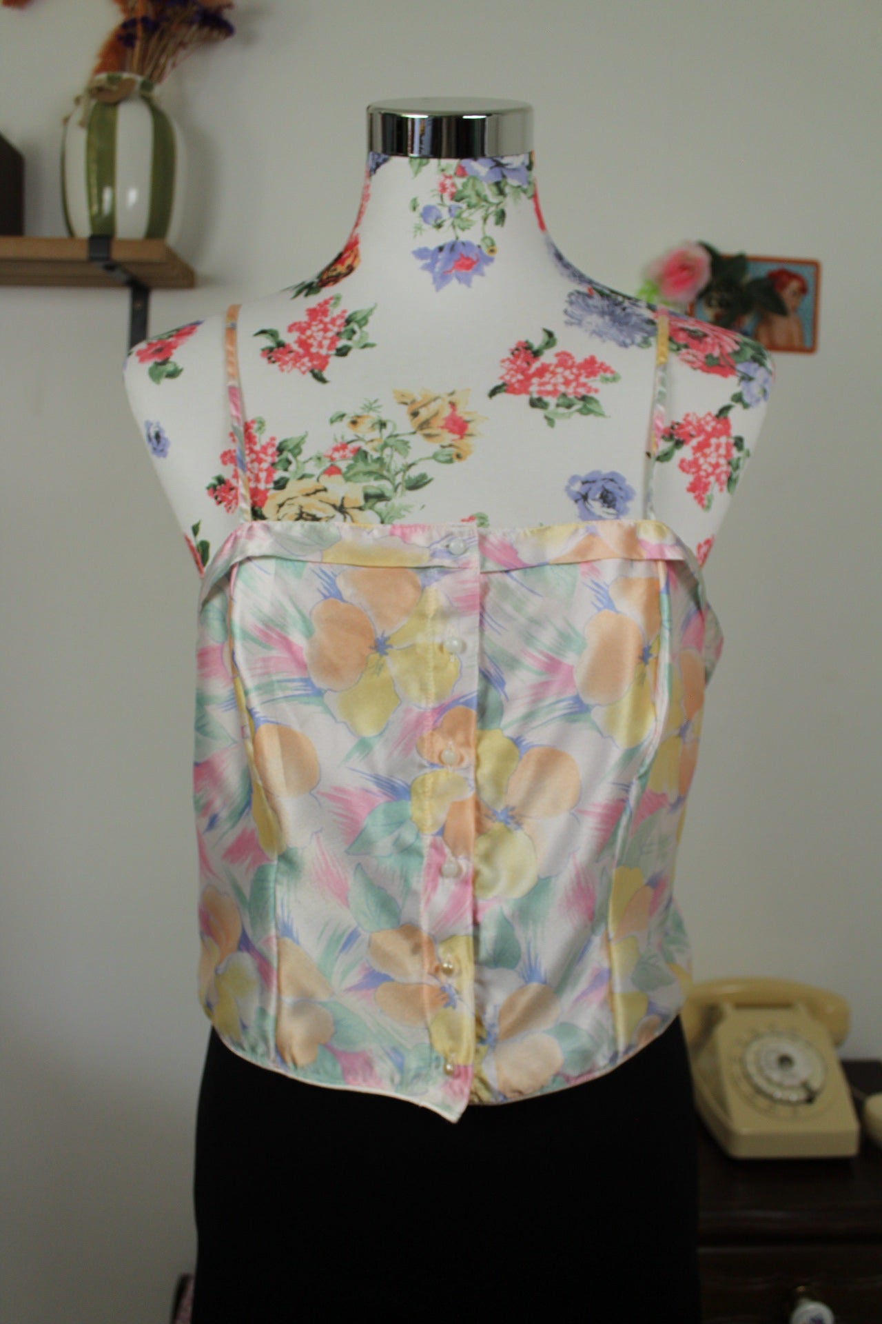 🌸🍒Top court vintage 90's bustier en satin & fleurs en aquarelle pastel - Taille 38🍒🌸