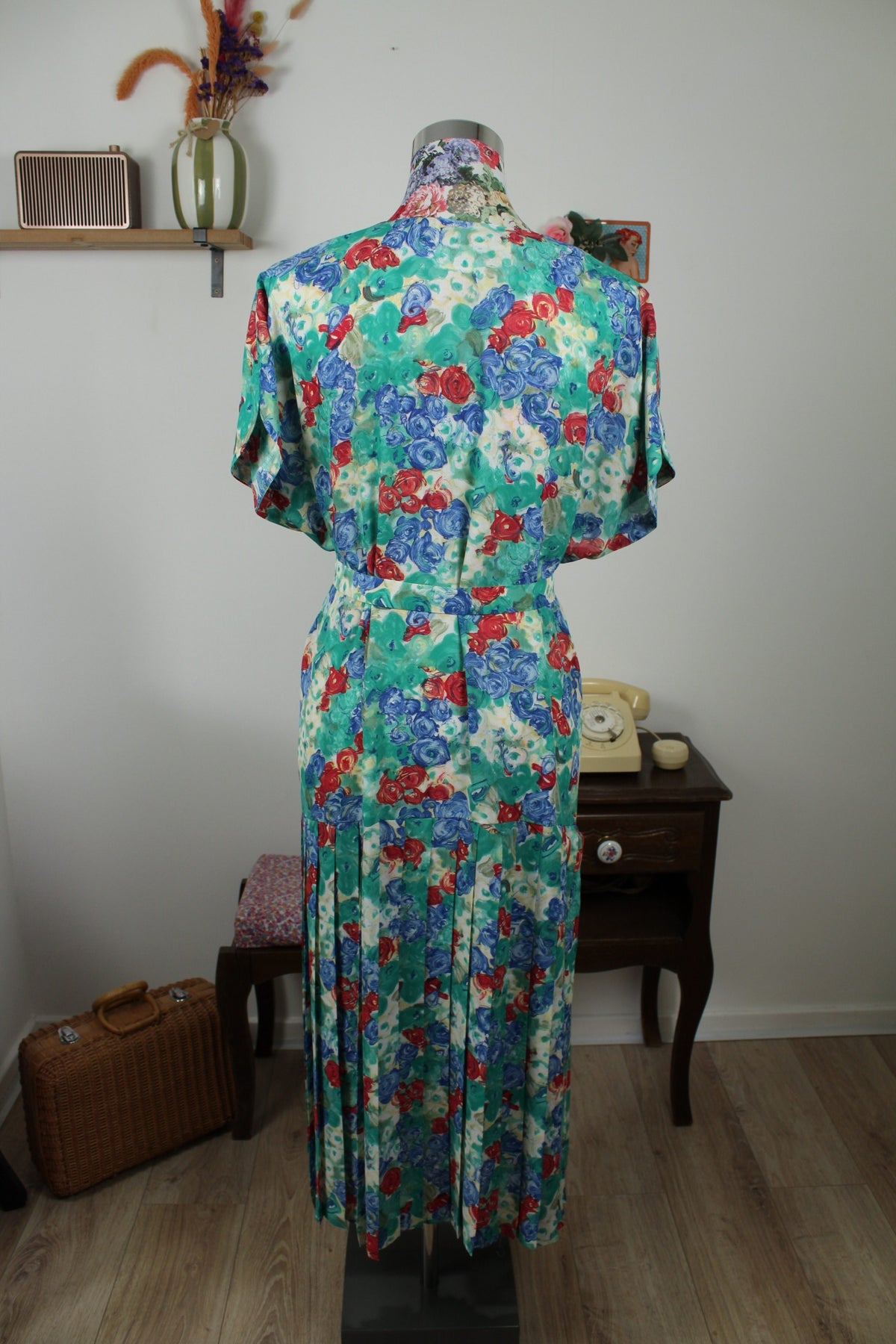 Robe vintage années 80 imprimée de roses abstraites - taille 48