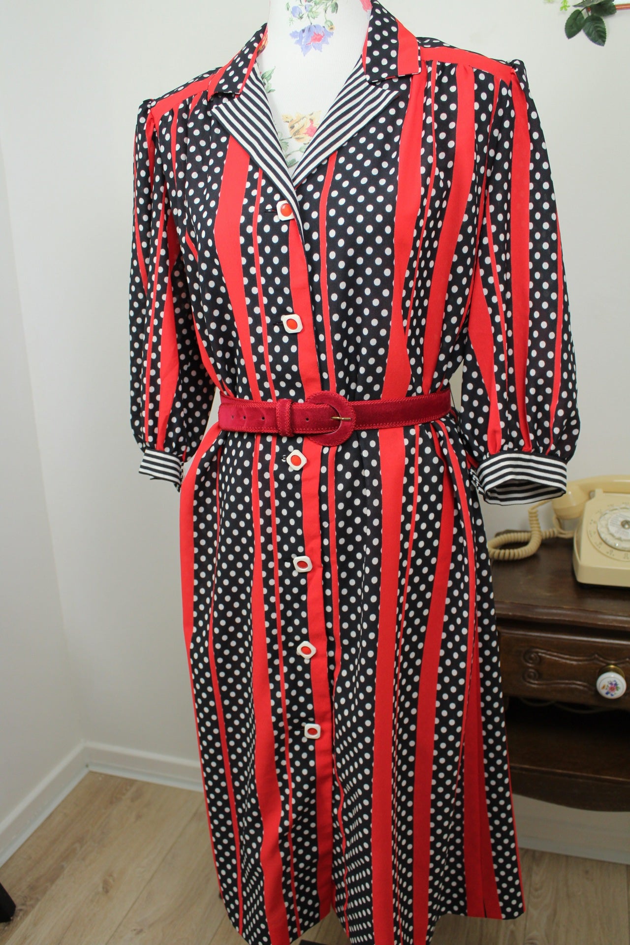 🌸🍒Robe vintage 70/80's pin-up/rockabilly pois & rayures boutonnée - Taille 42/44🍒🌸