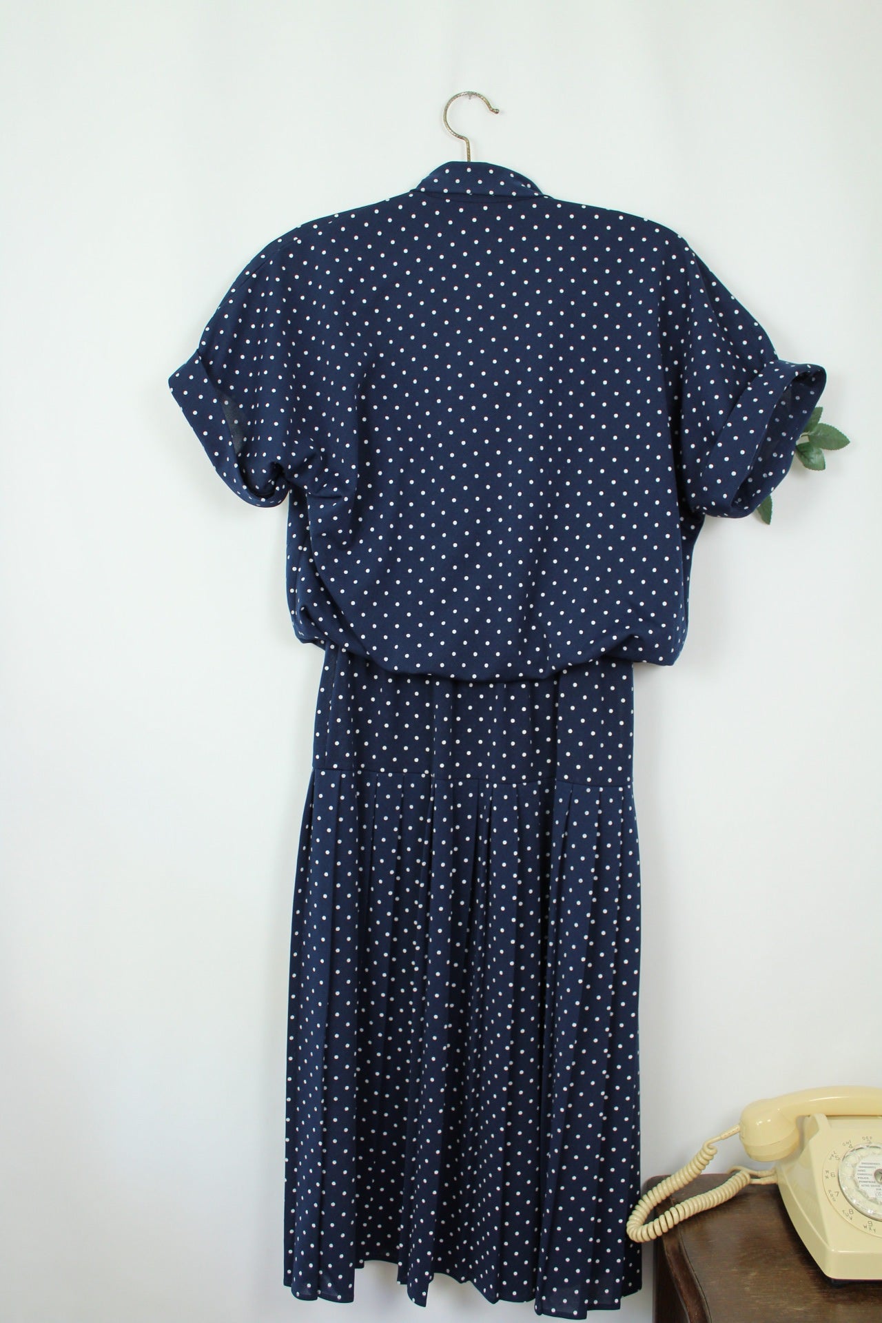 🌸🍒Robe vintage 80's pin-up/rockabilly bleu marine à pois & col lavallière - Taille 38🍒🌸