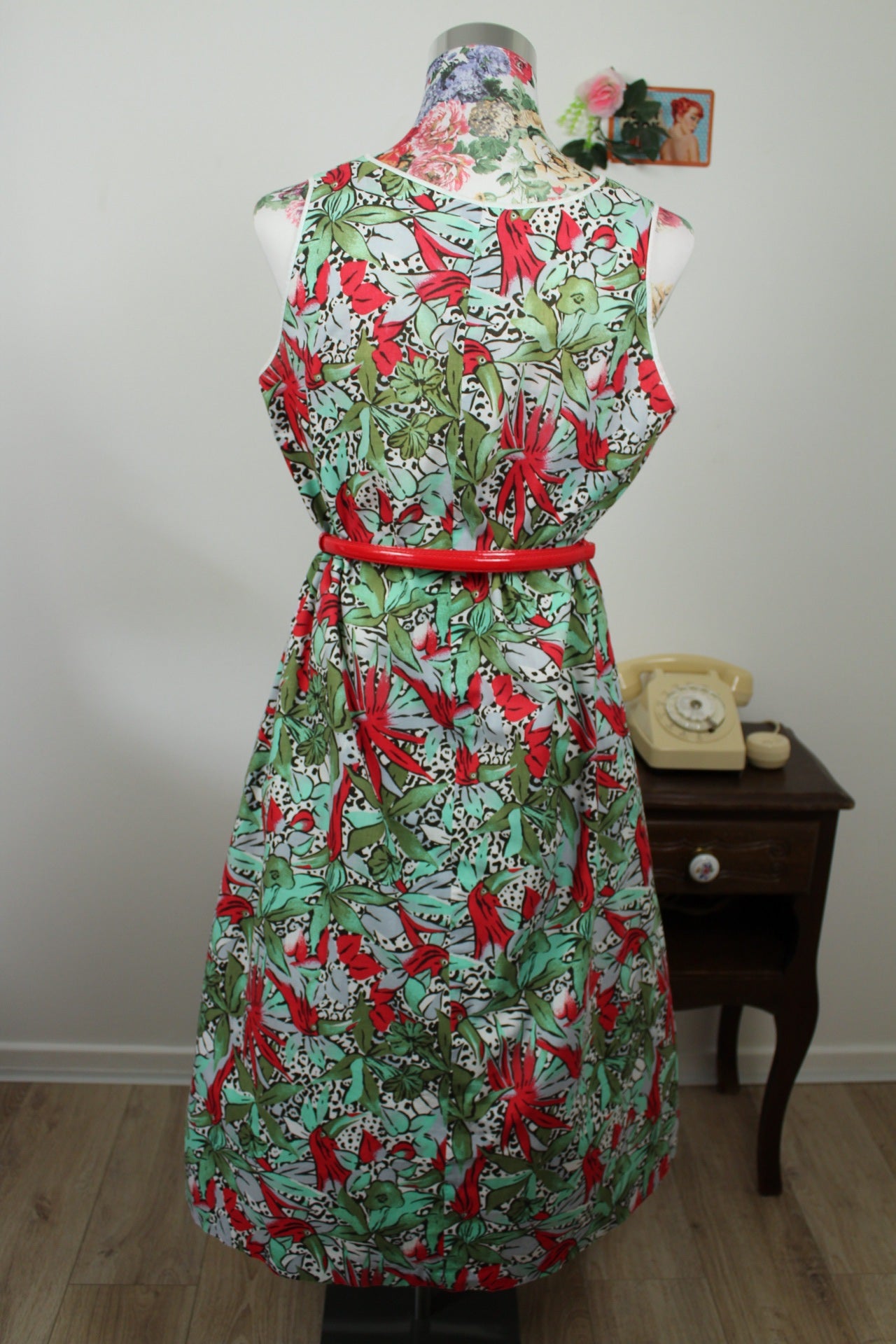 🌸🍒Robe vintage 80/90's imprimée jungle & oiseaux - pin-up des tropiques - Taille 40/42🍒🌸