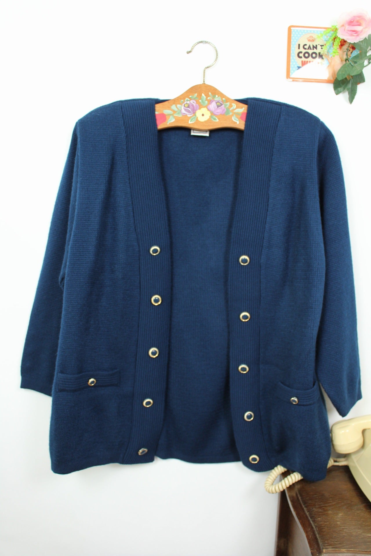 🌸🍒Cardigan vintage 90's C&A bleu marine & boutons bijoux - Taille 42/44🍒🌸