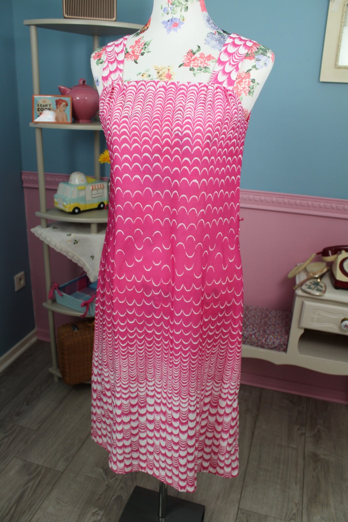 Ensemble robe + boléro vintage années 70 rose pep's motif coquille - Taille 36