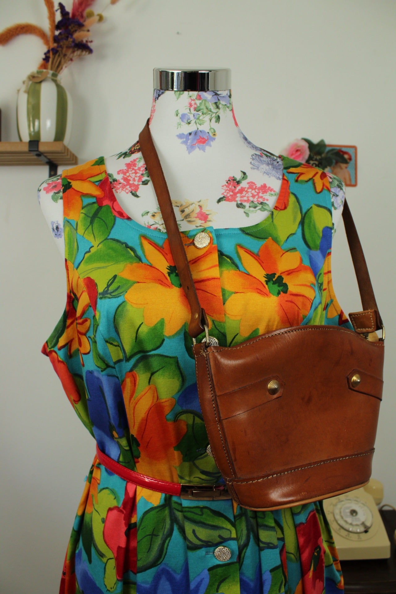 🌸🍒Sac bandoulière vintage 70's en cuir lisse cognac 🍒🌸
