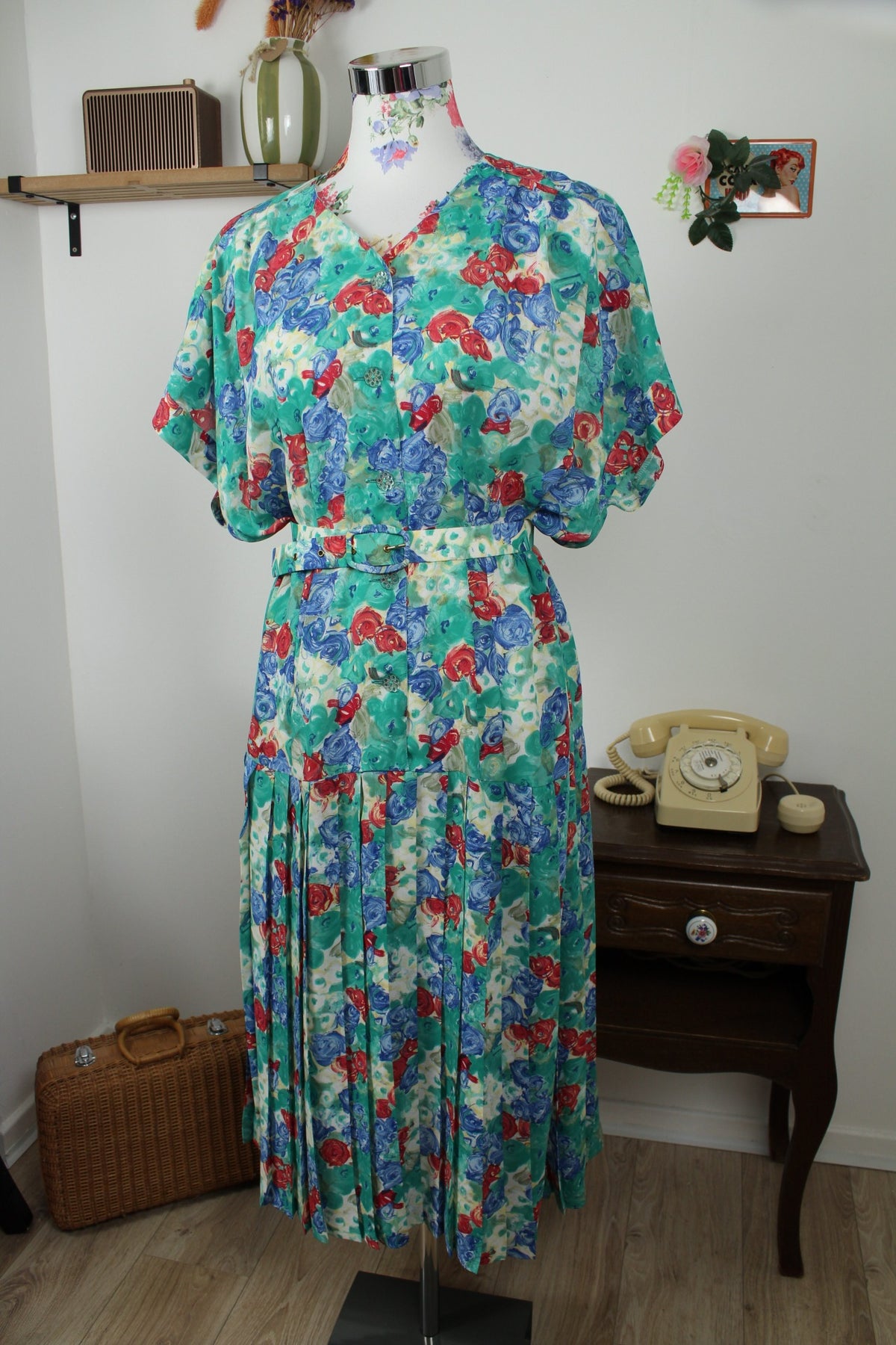 Robe vintage années 80 imprimée de roses abstraites - taille 48