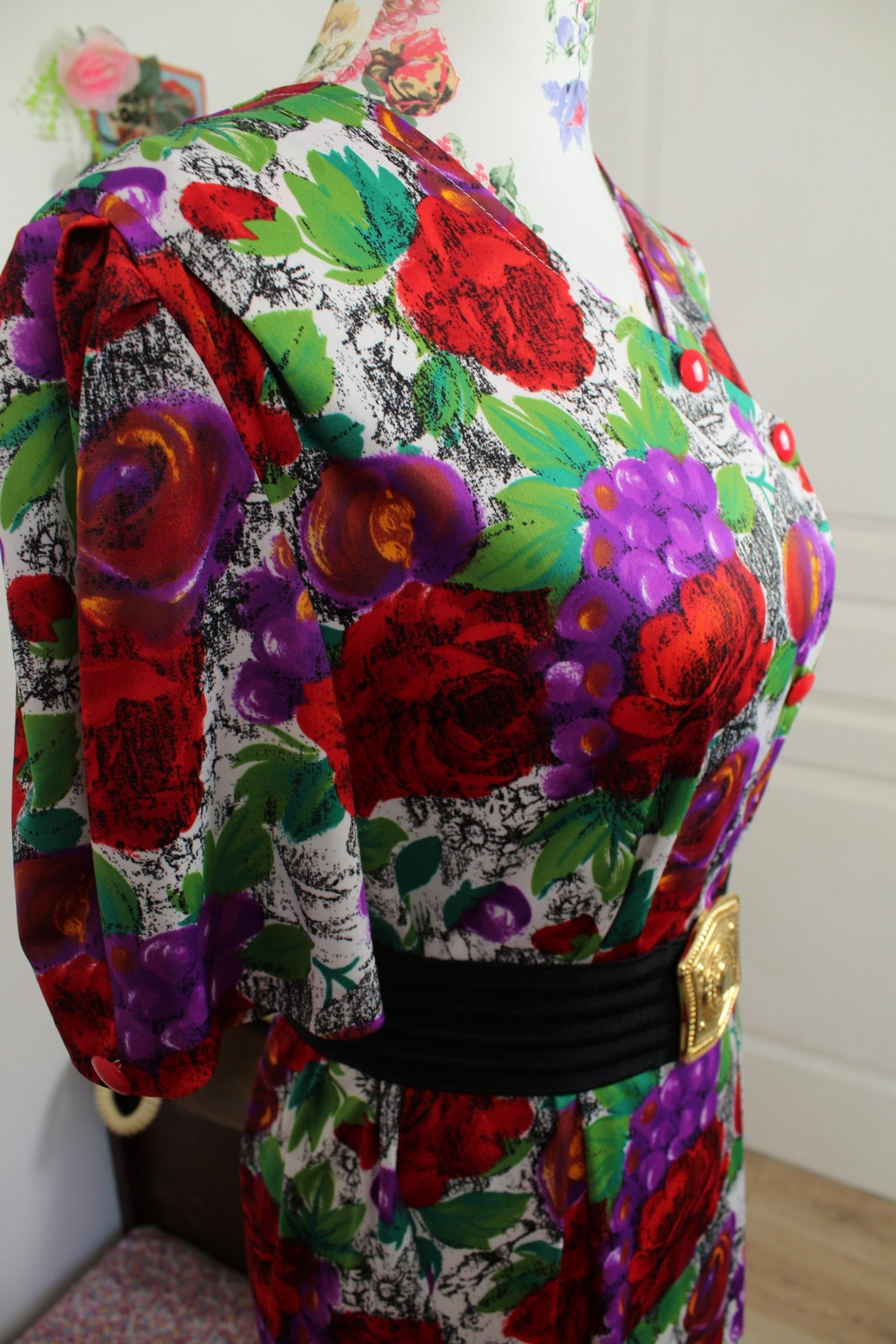 🌸🍒Robe vintage années 80 romantique - roses rouges & grappes de raisins - Taille 40/42🍒🌸