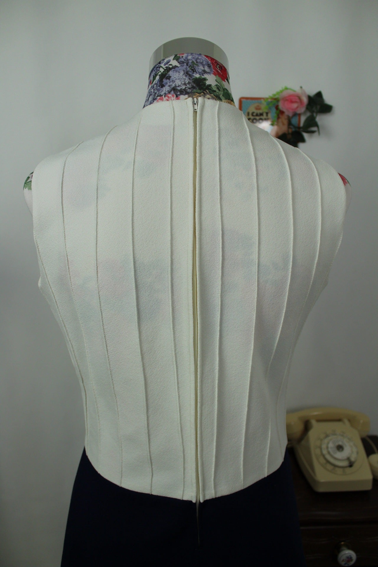 🌸🍒Robe vintage 60's blanche & marine chic - boutons nacrés - Taille 38🍒🌸