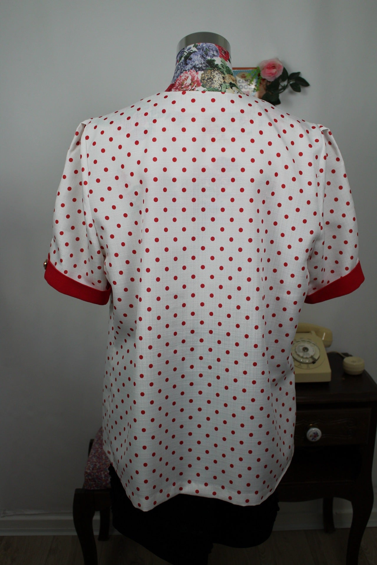 🌸🍒Blouse vintage 80's esprit tailleur pin-up rockabilly - pois & boutons bijoux - Taille 44🍒🌸