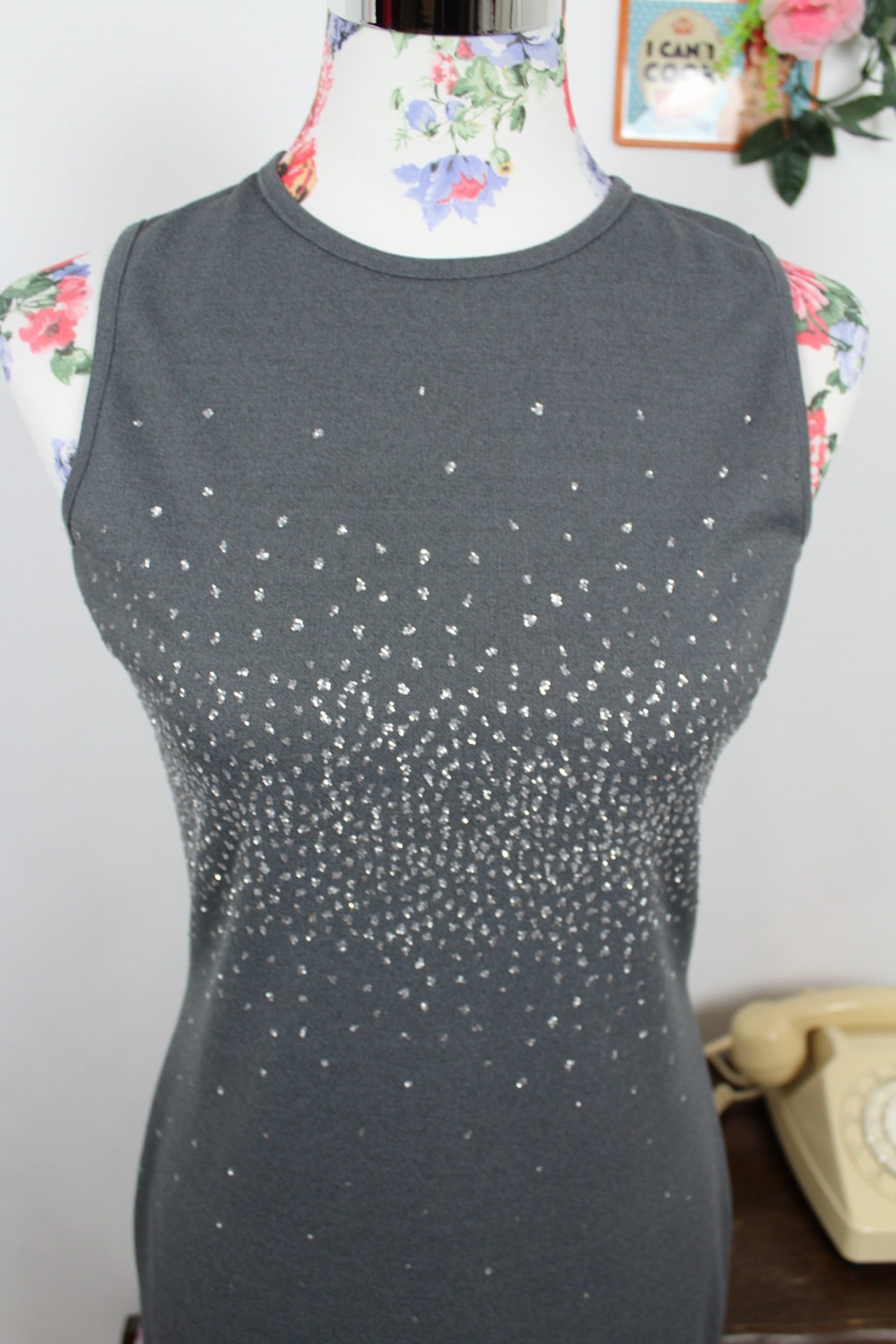 🌸🍒Robe vintage grise à strass 90's - made in U.K - Taille 34/36🌸🍒