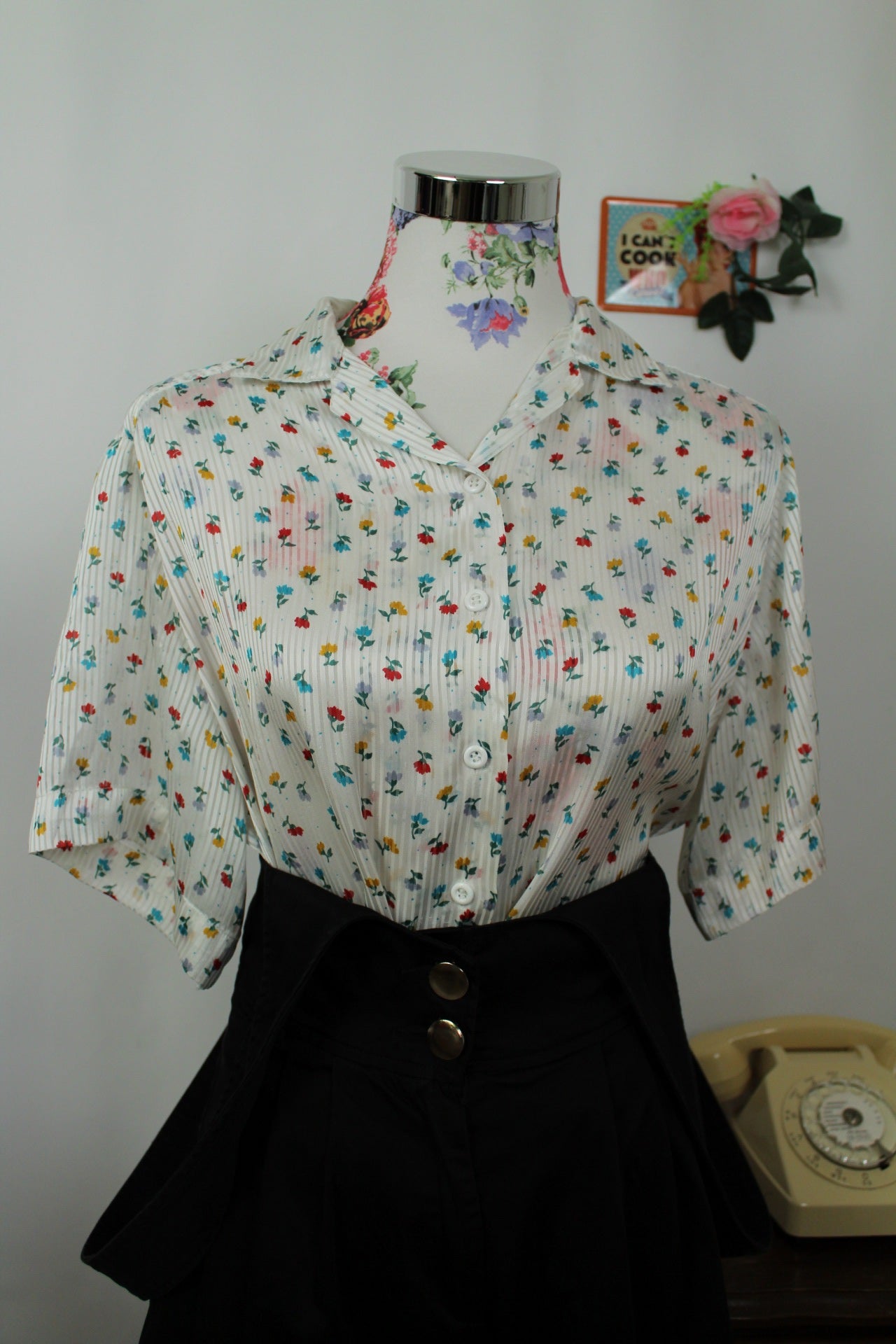 🌸🍒Chemise vintage 90's fluide satinée fleurie cottage romantique effet soie - Taille 40 à 44🍒🌸