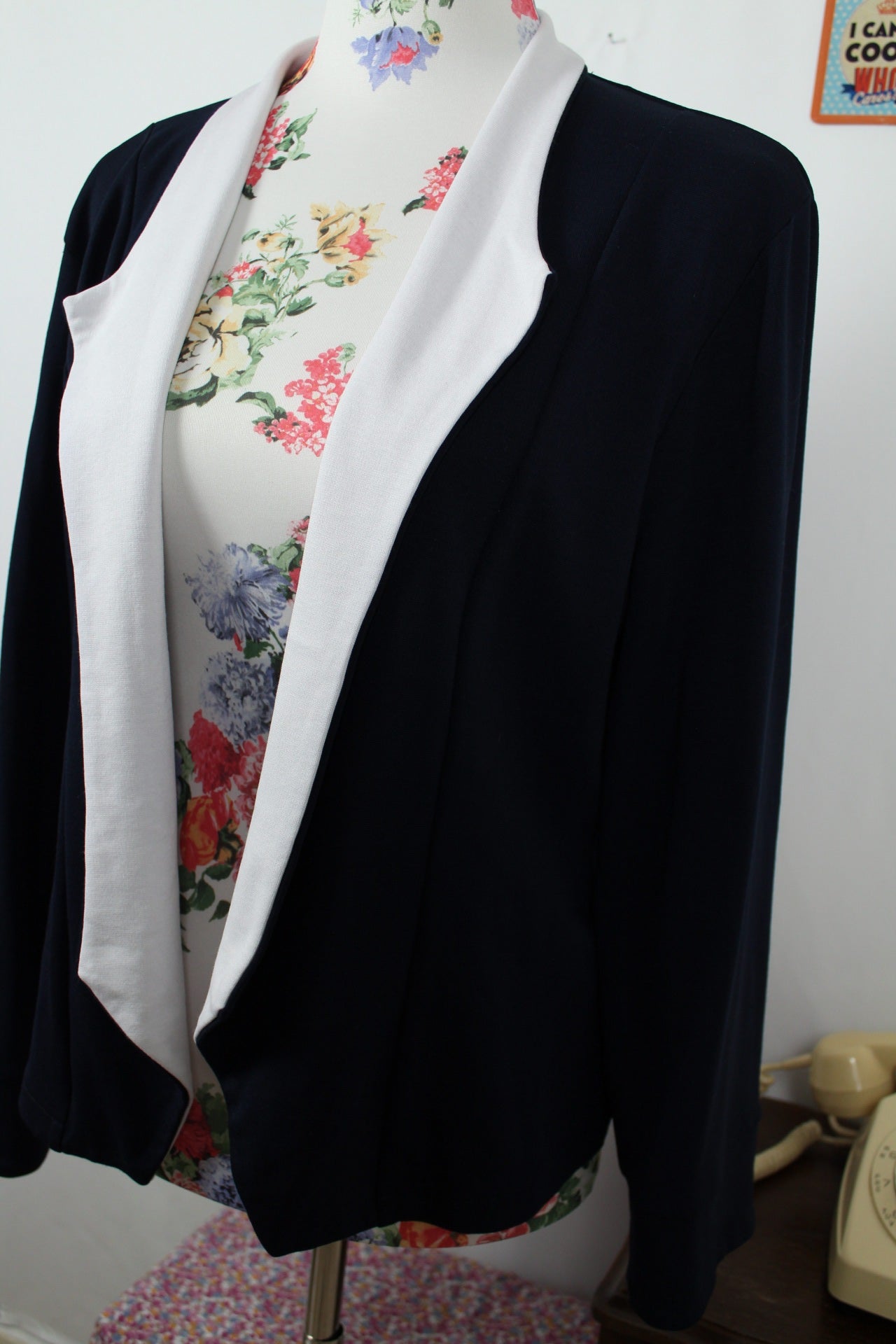 🌸🍒Cardigan pin-up bleu marine & blanc - esprit marin rétro - Taille 40/42 🍒🌸