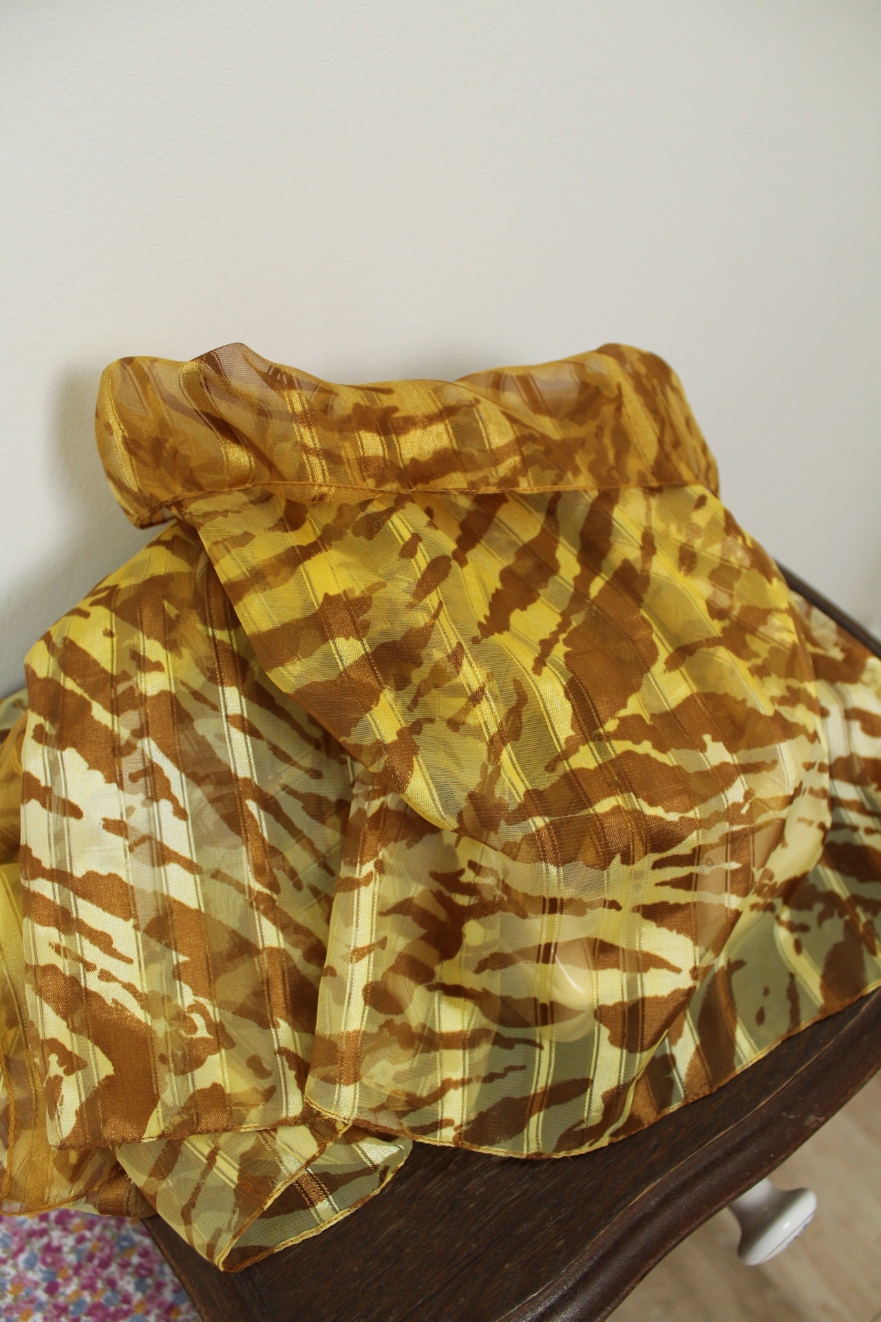 🌸🍒Foulard vintage 80's Pier Olivier Paris doré & motifs félins🍒🌸