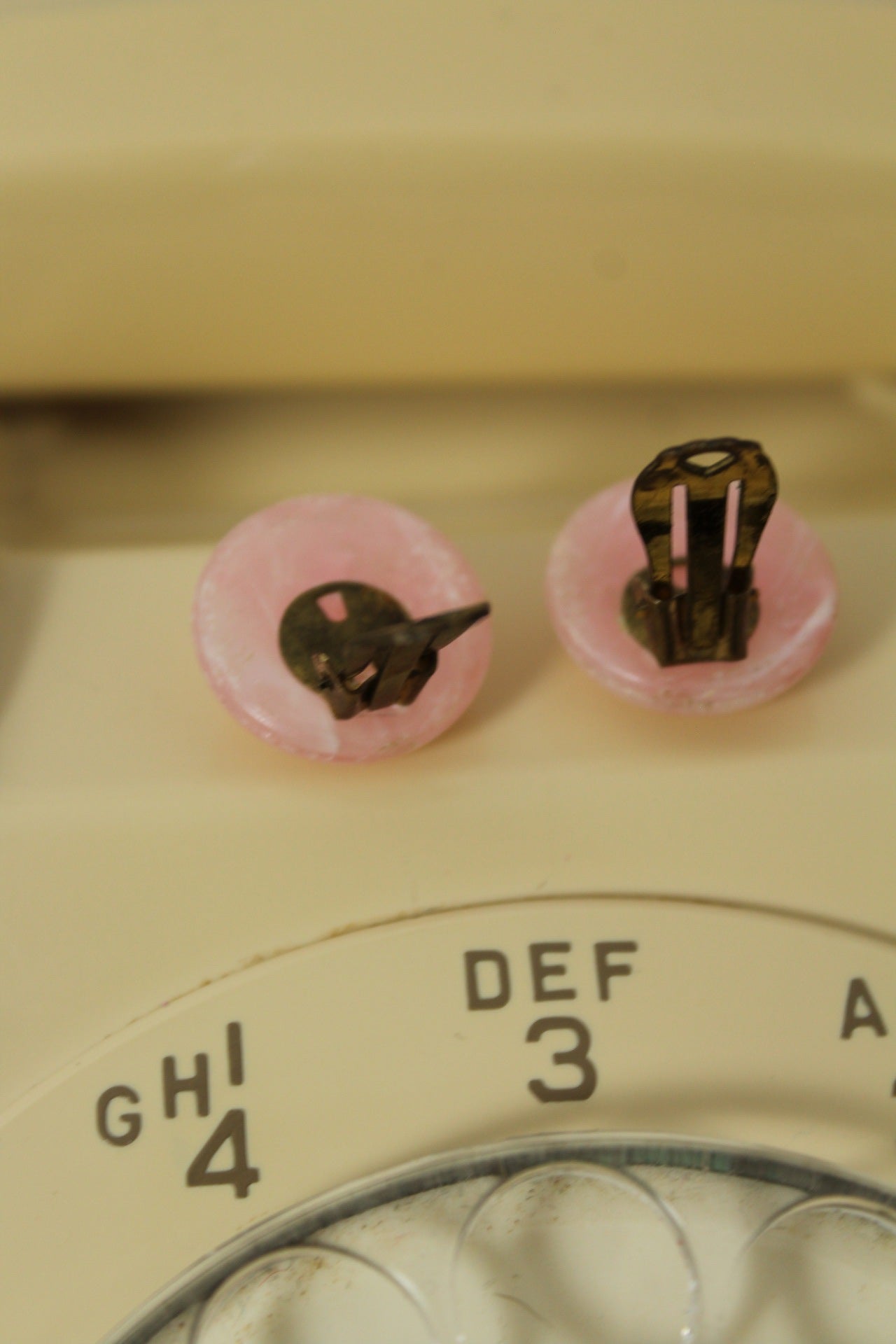 🌸🍒Boucles d'oreilles vintage 80's clips petite sphère rose nuage🍒🌸