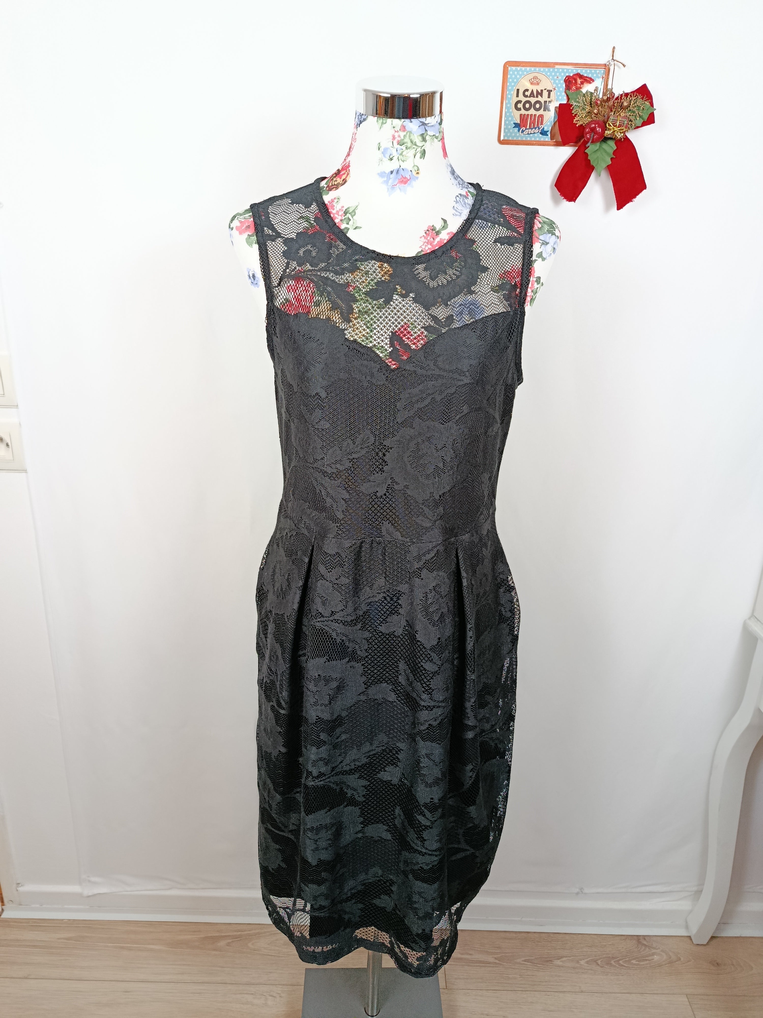 ✨Robe noire en dentelle chic Anna Field✨