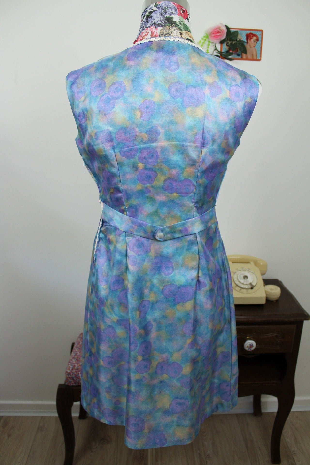 🌸🍒Robe vintage 60's fleurie aquarelle satinée - Taille 36🍒🌸