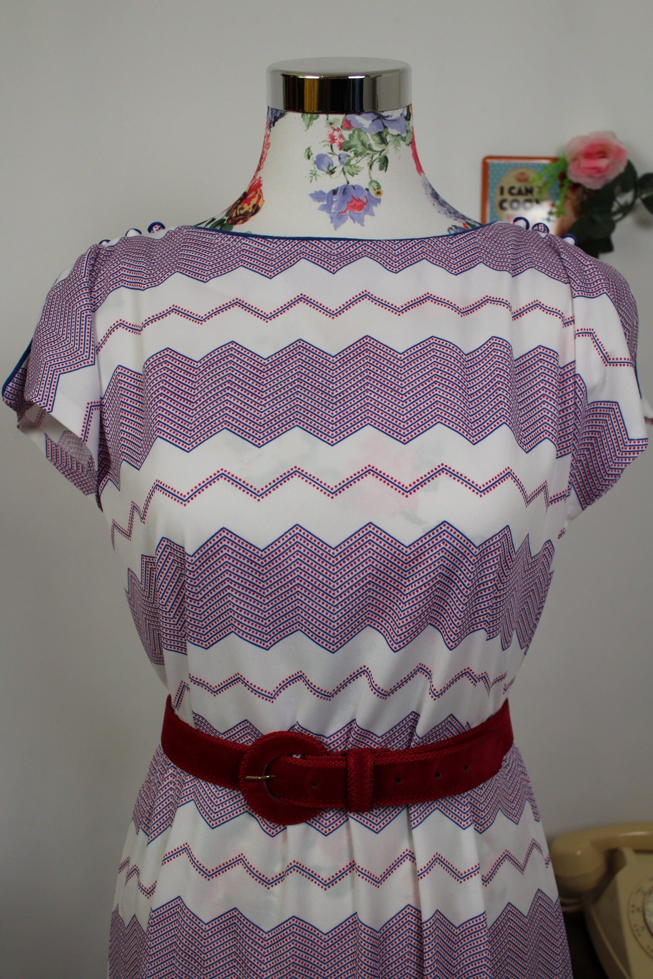🌸🍒Robe vintage 60/70's manches papillons - zig zag psyché chic à la française - Taille 42/44🍒🌸