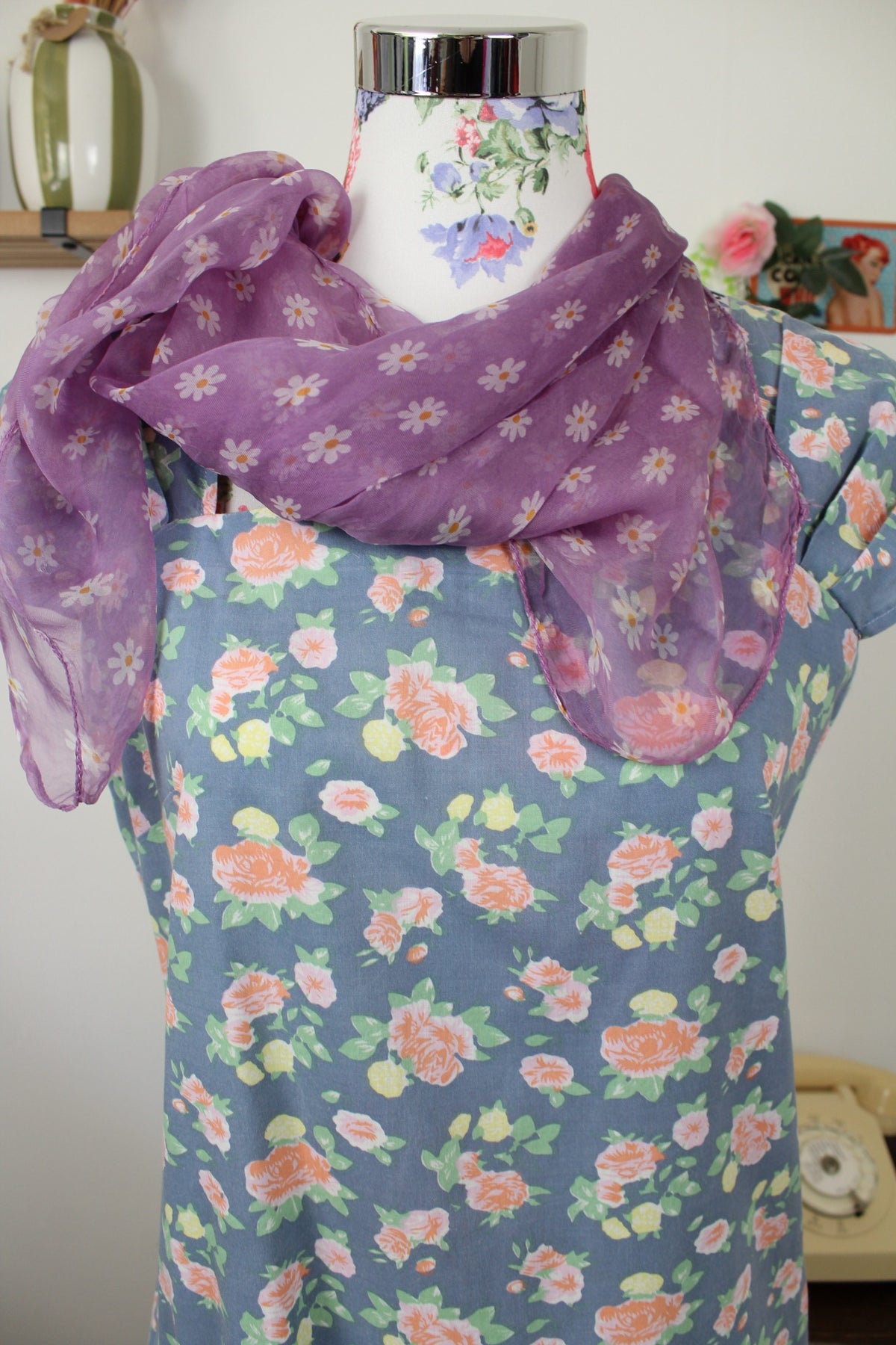 🌸🍒Foulard vintage années 90/2000 violet & marguerites🍒🌸