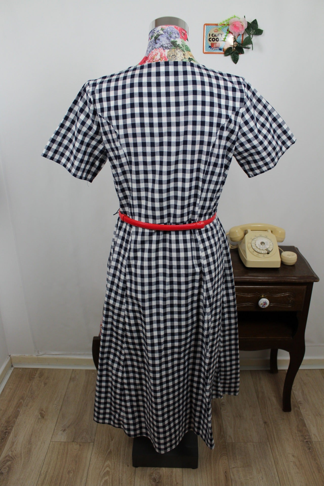 🍒🌸Robe pin-up rétro bohème vichy blanc et marine - boutons en bois - made in India - Taille 40/42🌸🍒