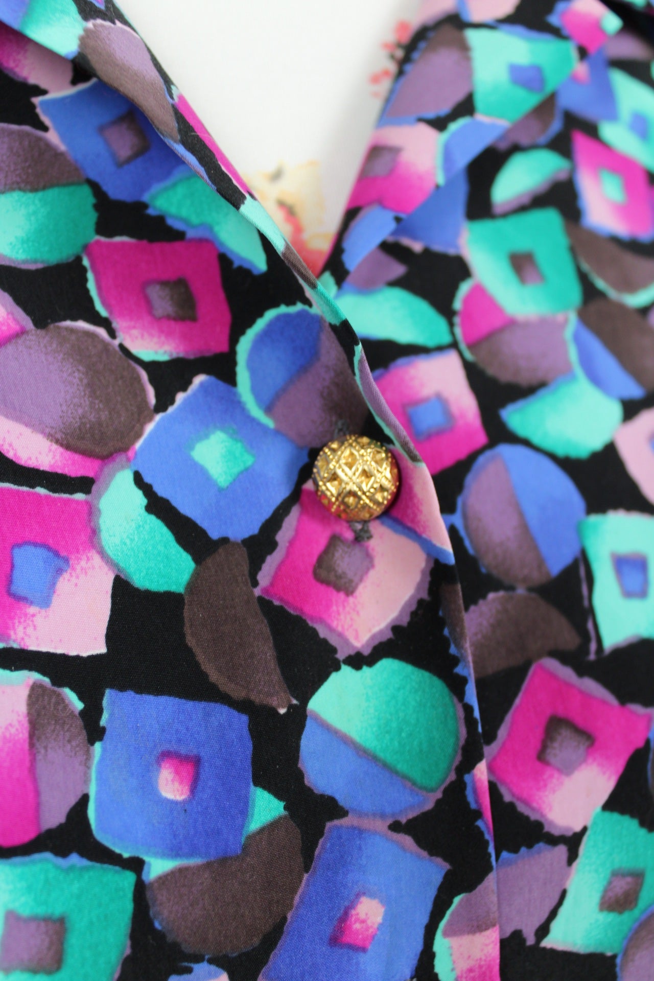 🌸Chemise vintage 80s géométrique multicolore satinée - boutons dorés🍒