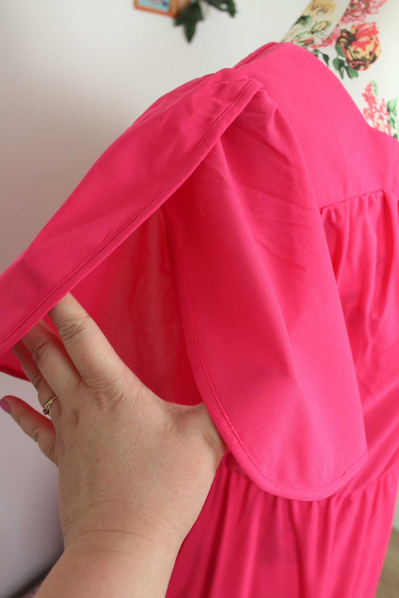 🌸🍒Robe vintage 80's fuchsia flashy & manches retombantes fendues - Taille 36/38🍒🌸