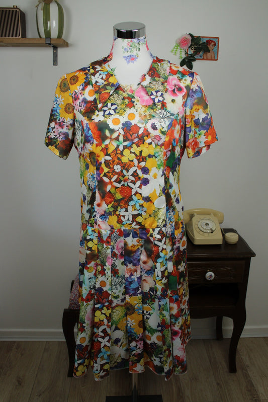 🌸🍒Robe vintage 70's patchwork de fleurs ultra colorées - Taille 40🍒🌸