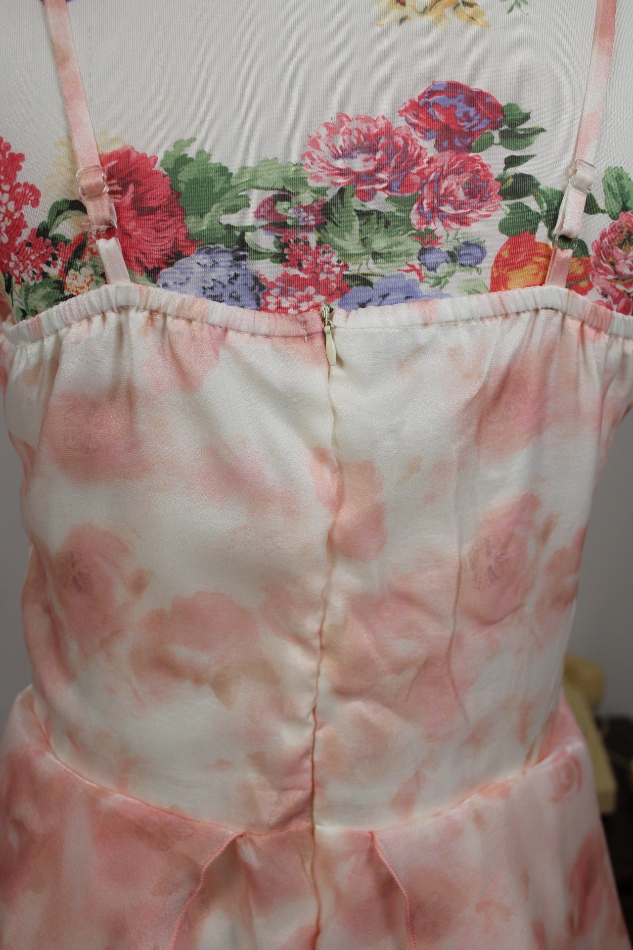 🌸🍒Robe Y2k romantique - volants effet pétales de fleurs & rose doux pailleté - Taille 38🍒🌸