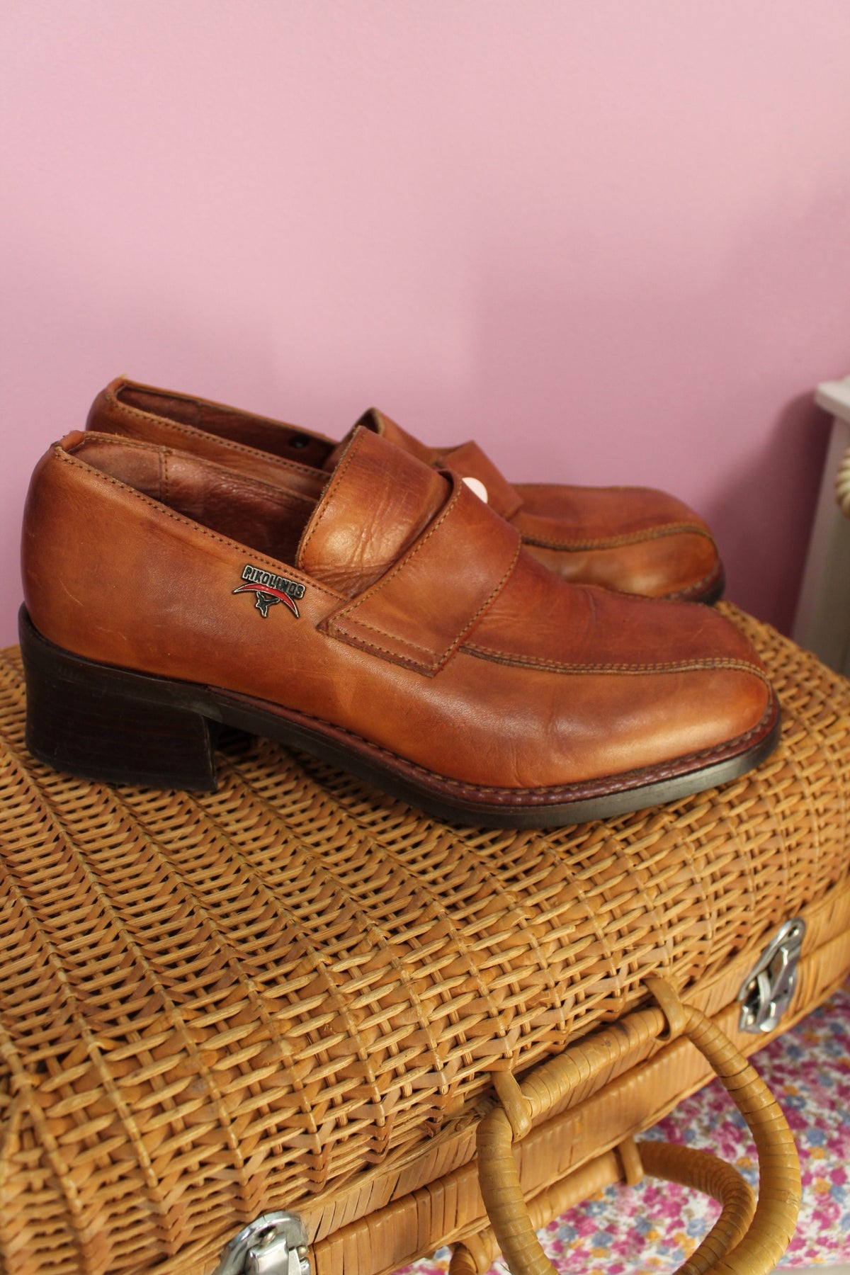 Mocassins Pikolinos à bride - cuir lisse camel - bout carré - pointure 37