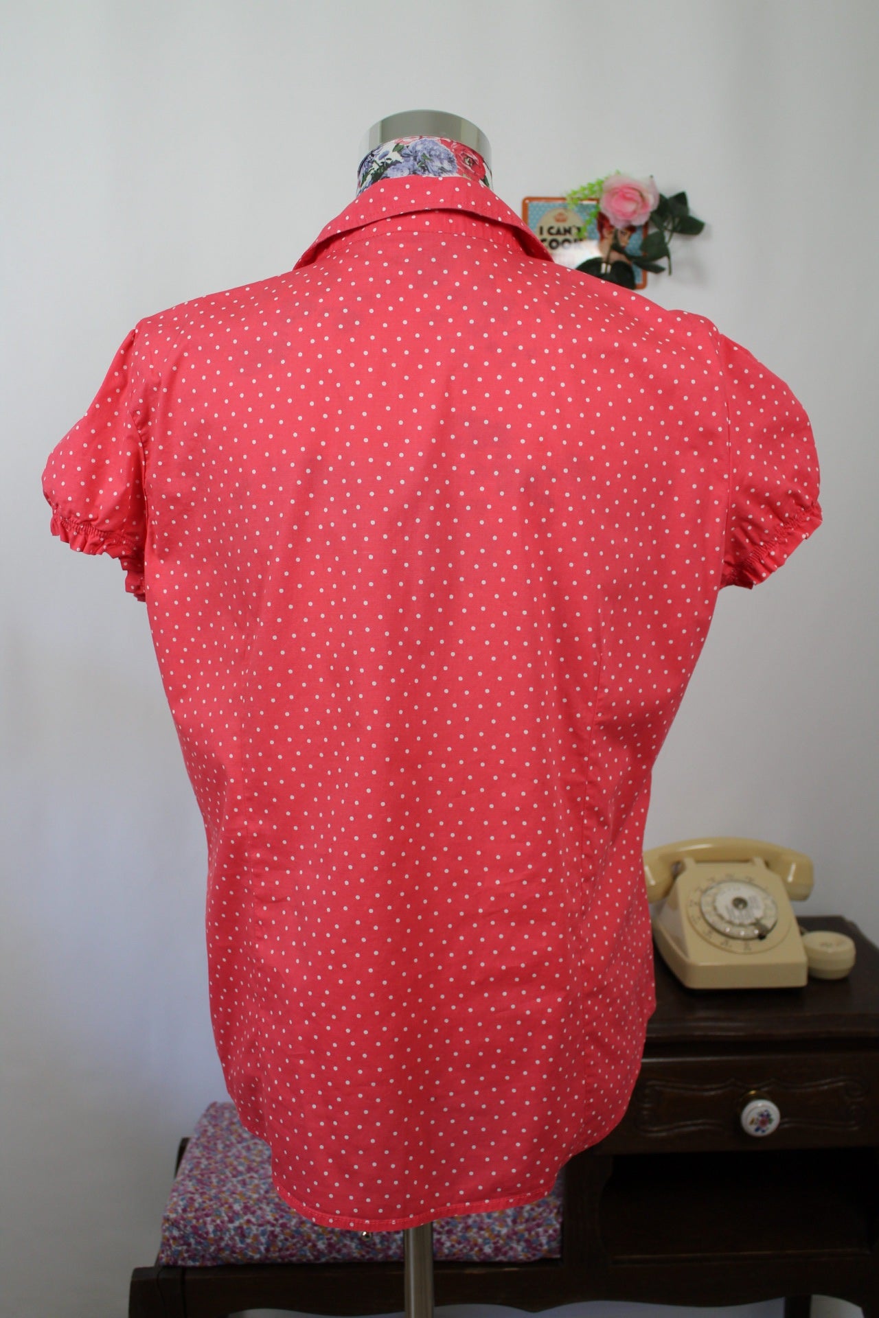 🌸🍒Chemise manches courtes vintage 90s/2000s rose bonbon à pois pin-up - Taille 42/44🍒🌸