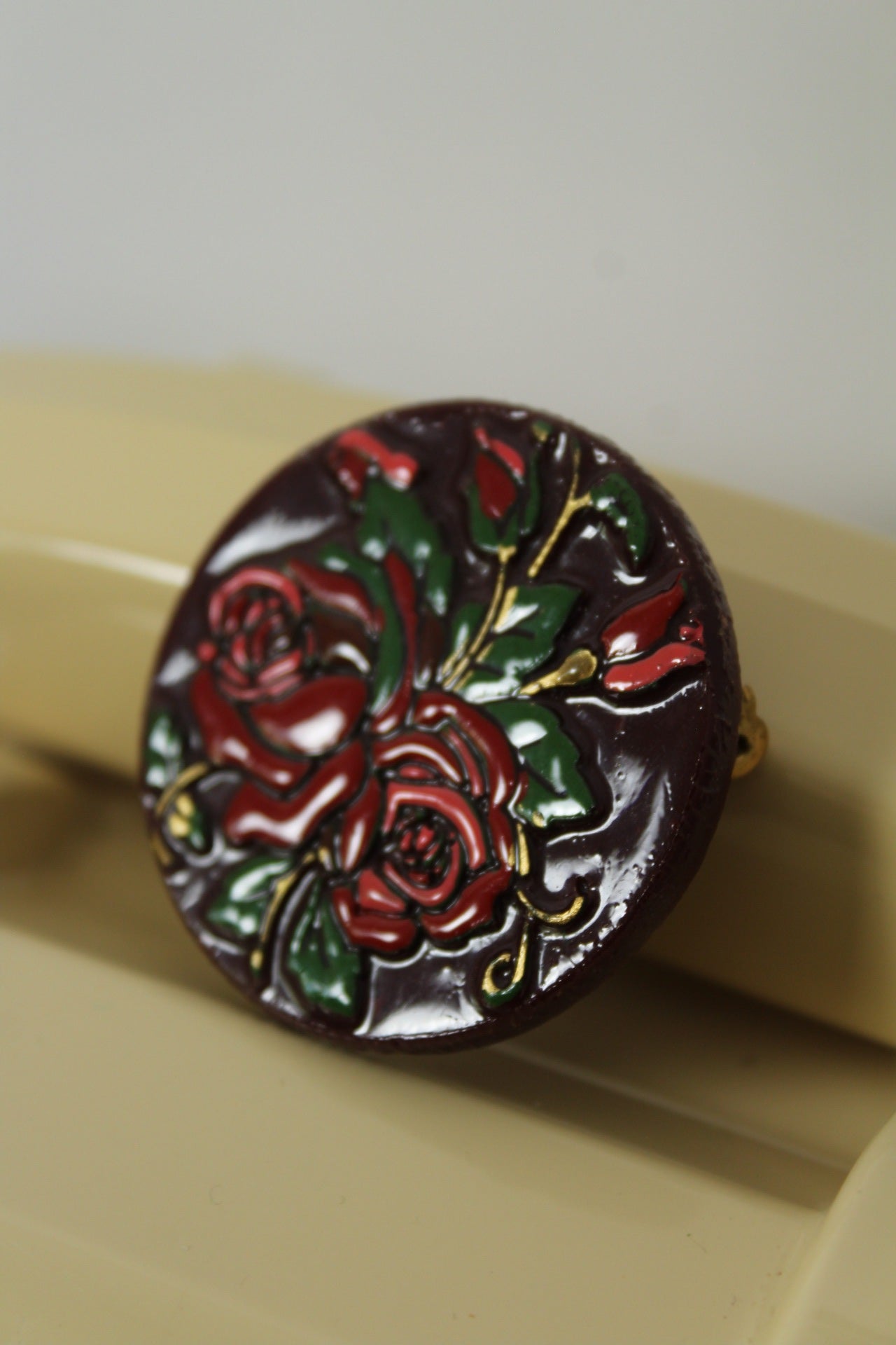 🌸🍒Broche en bois peinte vintage 70/80's roses romantiques bohèmes🍒🌸